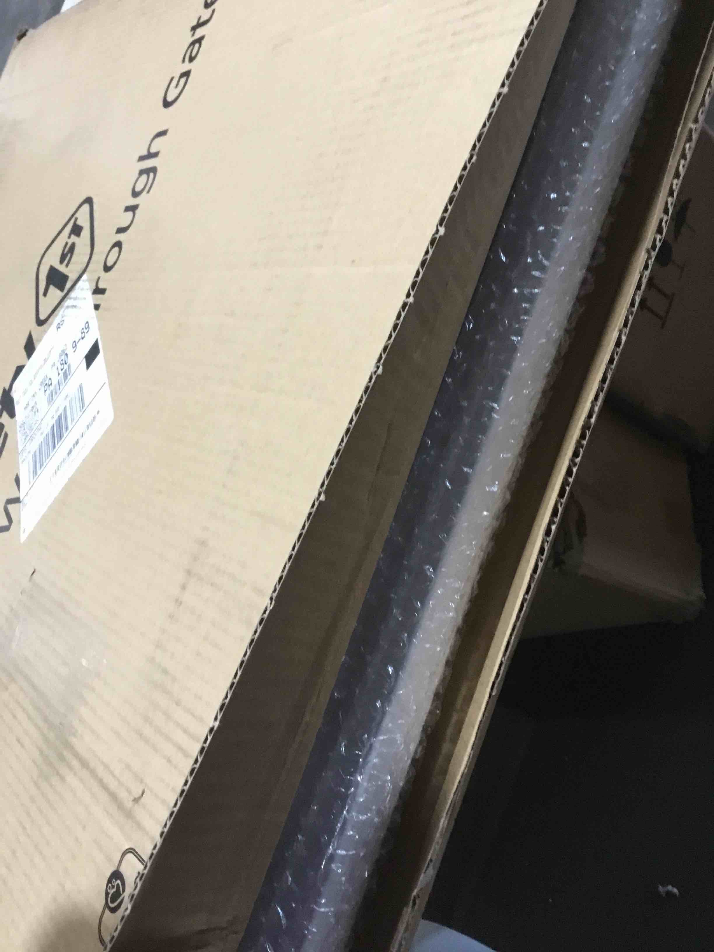 https://s3.amazonaws.com/lotting-images-prod/bidfta/PPE2292422_1746639449031.jpeg