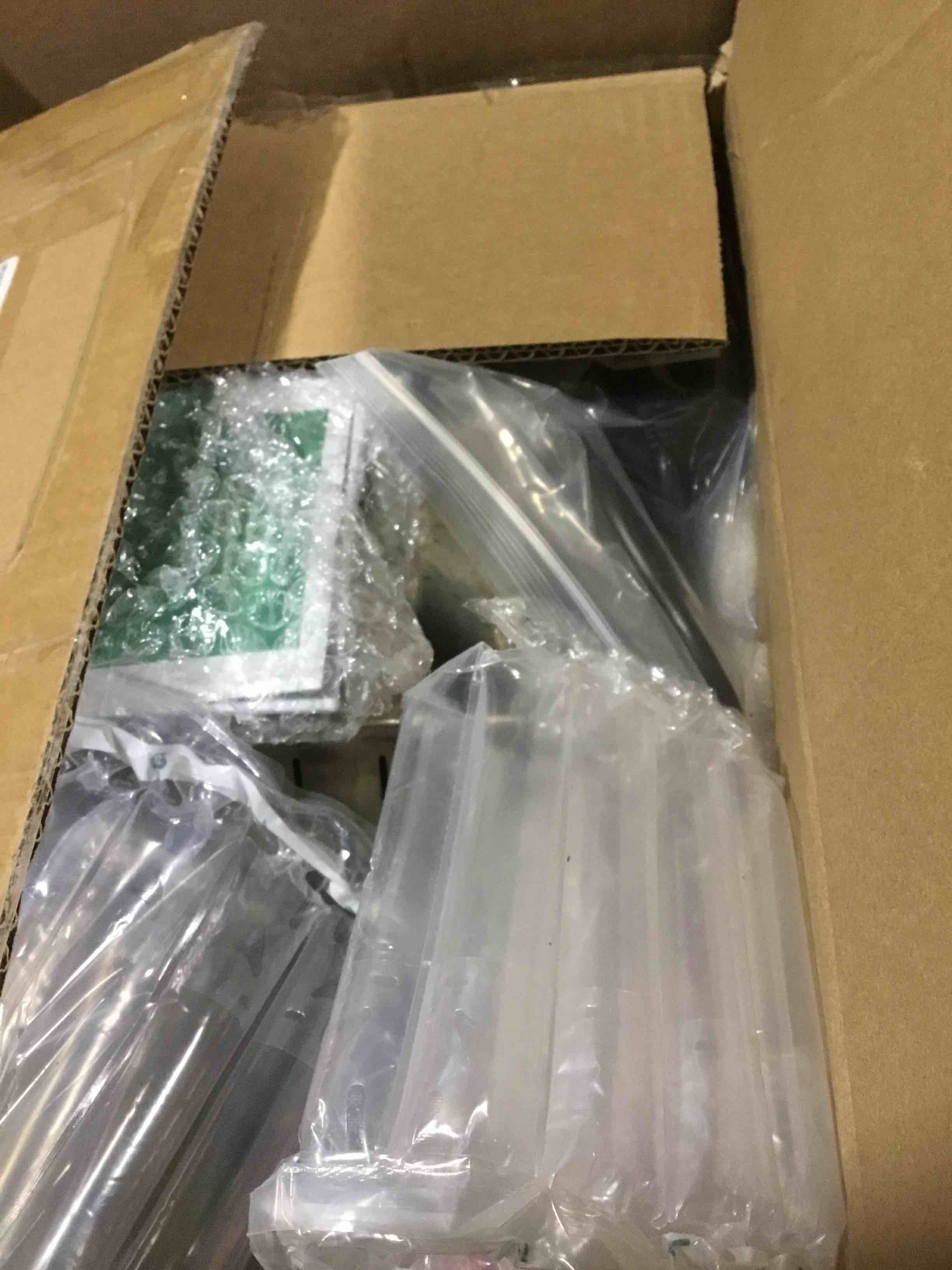 https://s3.amazonaws.com/lotting-images-prod/bidfta/PPE2292460_1746702586827.jpeg