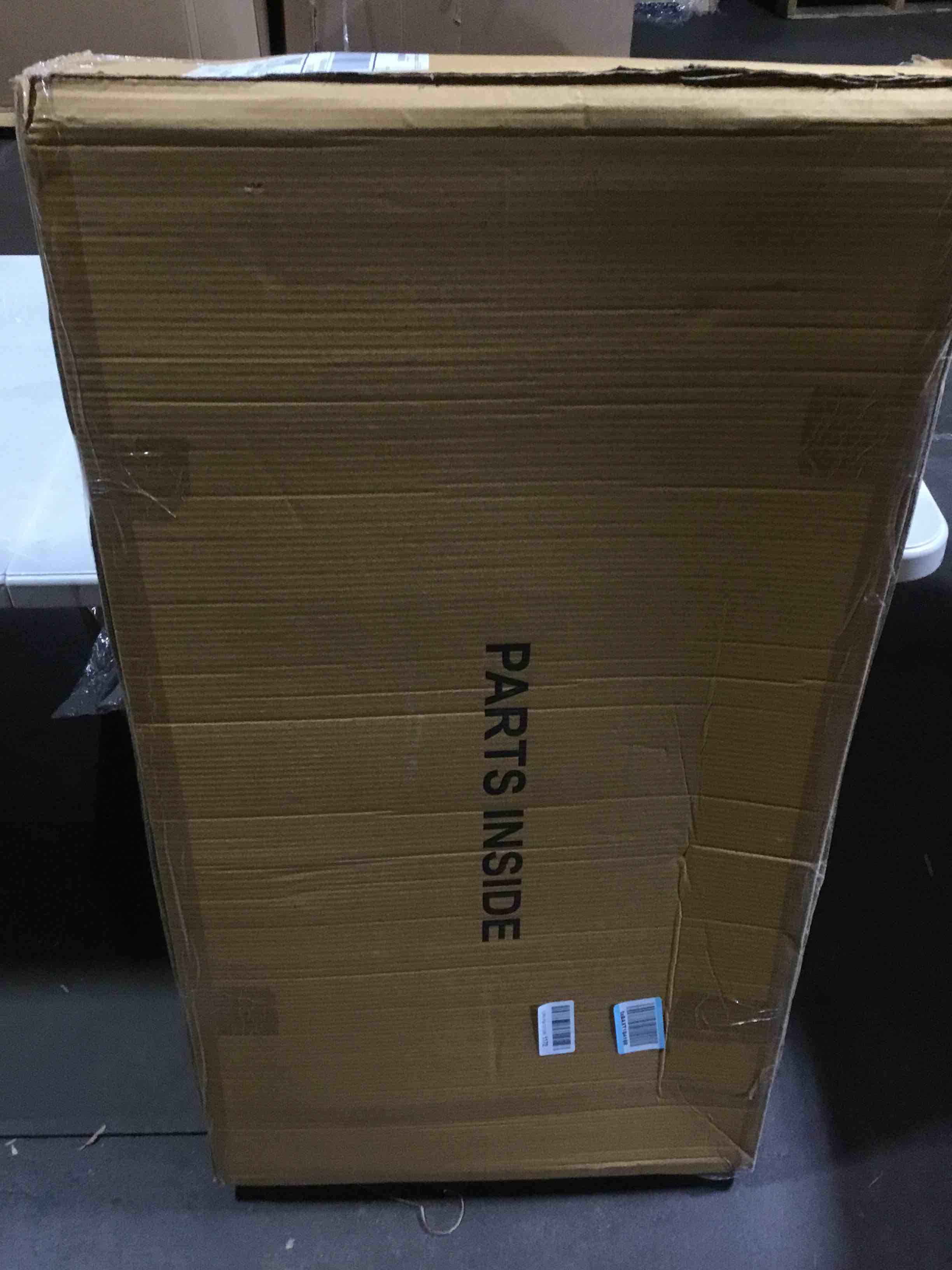 https://s3.amazonaws.com/lotting-images-prod/bidfta/PPE2292592_1746720364369.jpeg