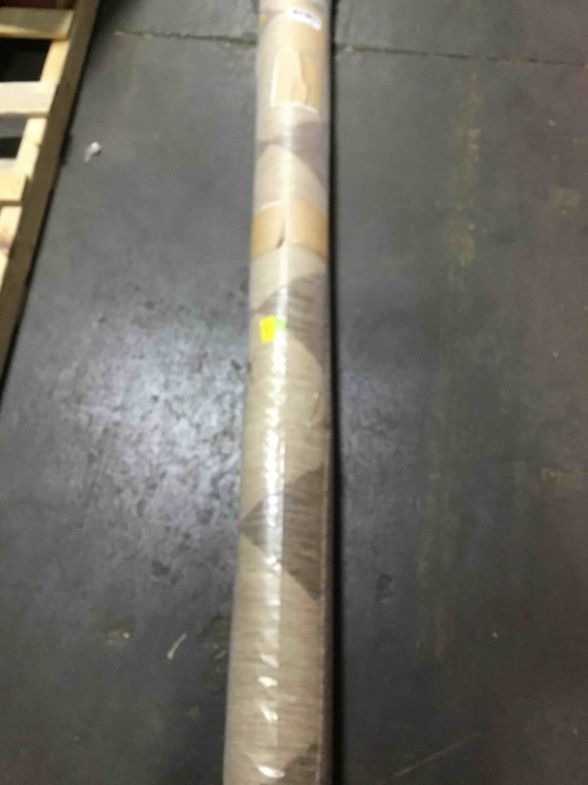 https://s3.amazonaws.com/lotting-images-prod/bidfta/PPE2292658_1746792272171.jpeg