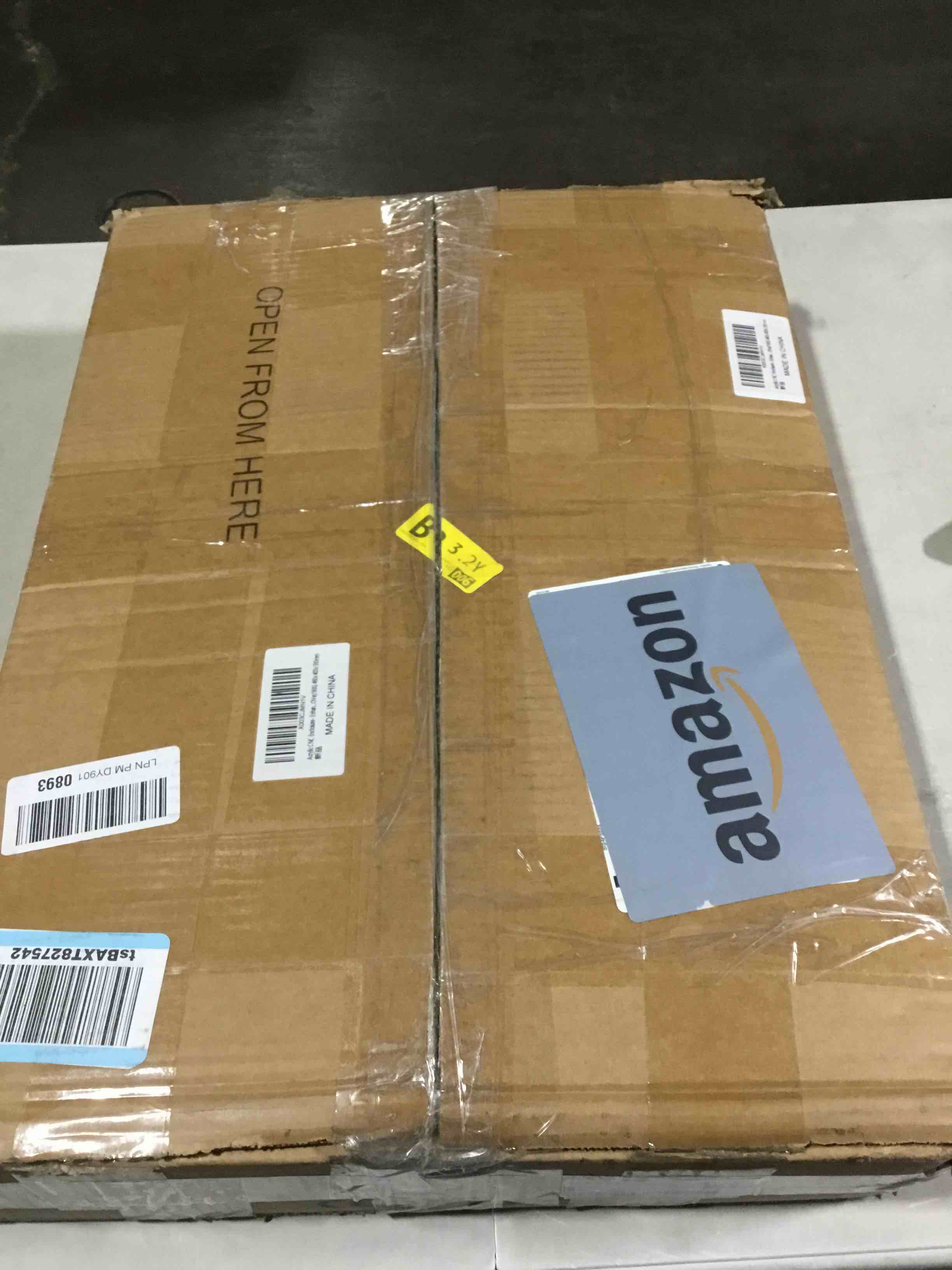 https://s3.amazonaws.com/lotting-images-prod/bidfta/PPE2292687_1746800991718.jpeg