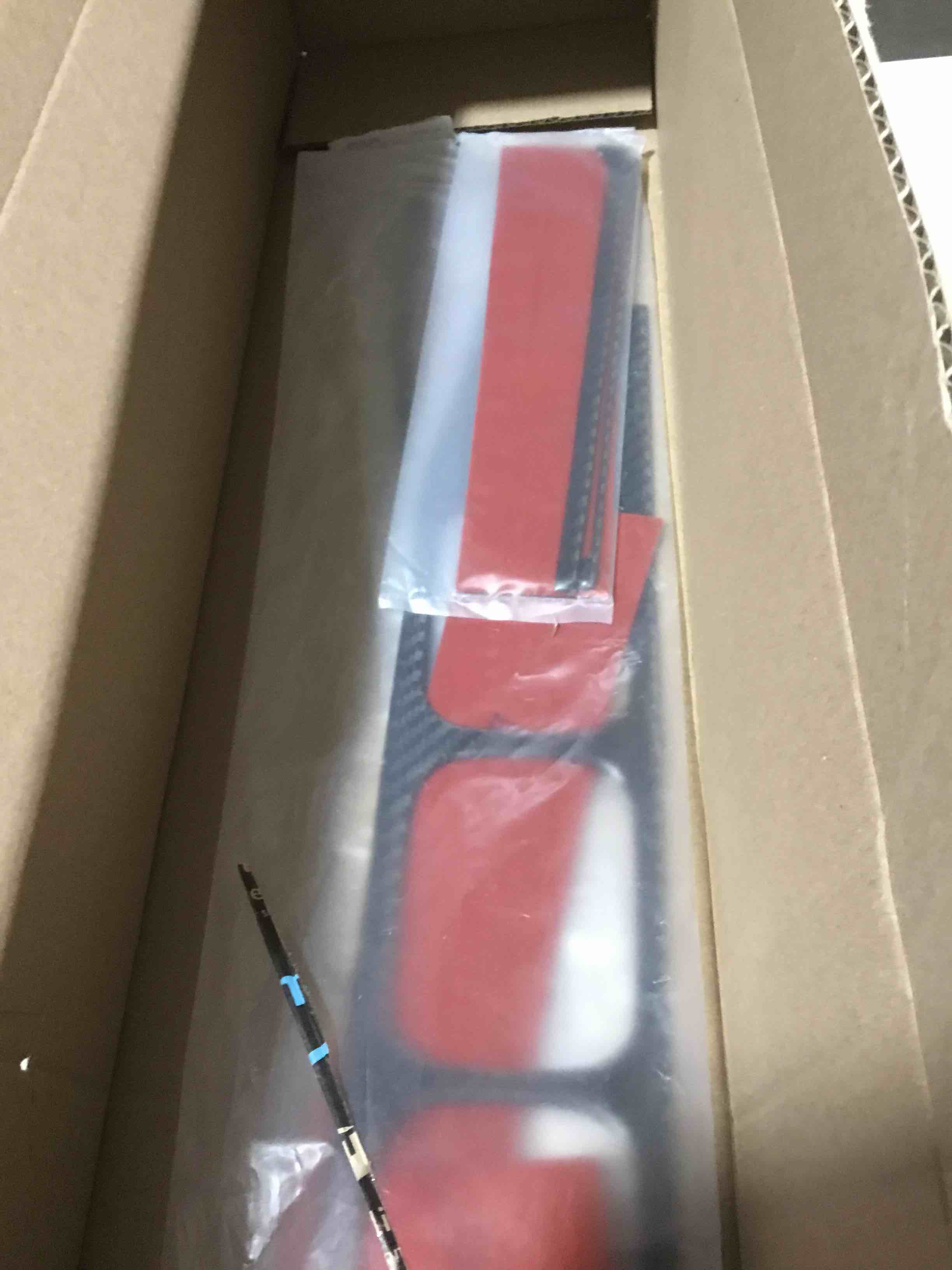 https://s3.amazonaws.com/lotting-images-prod/bidfta/PPE2292759_1746810824544.jpeg