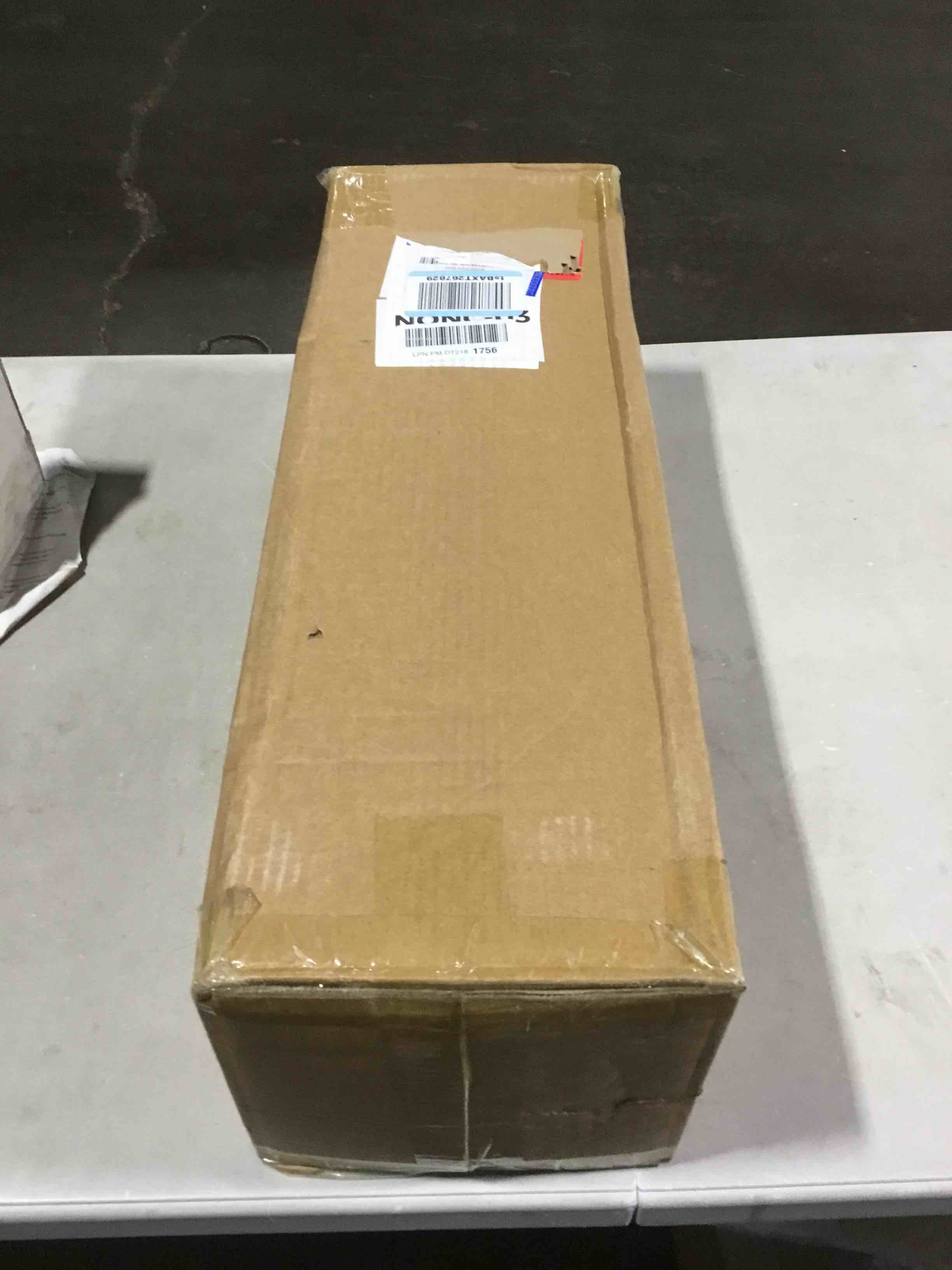 https://s3.amazonaws.com/lotting-images-prod/bidfta/PPE2292765_1746811190216.jpeg