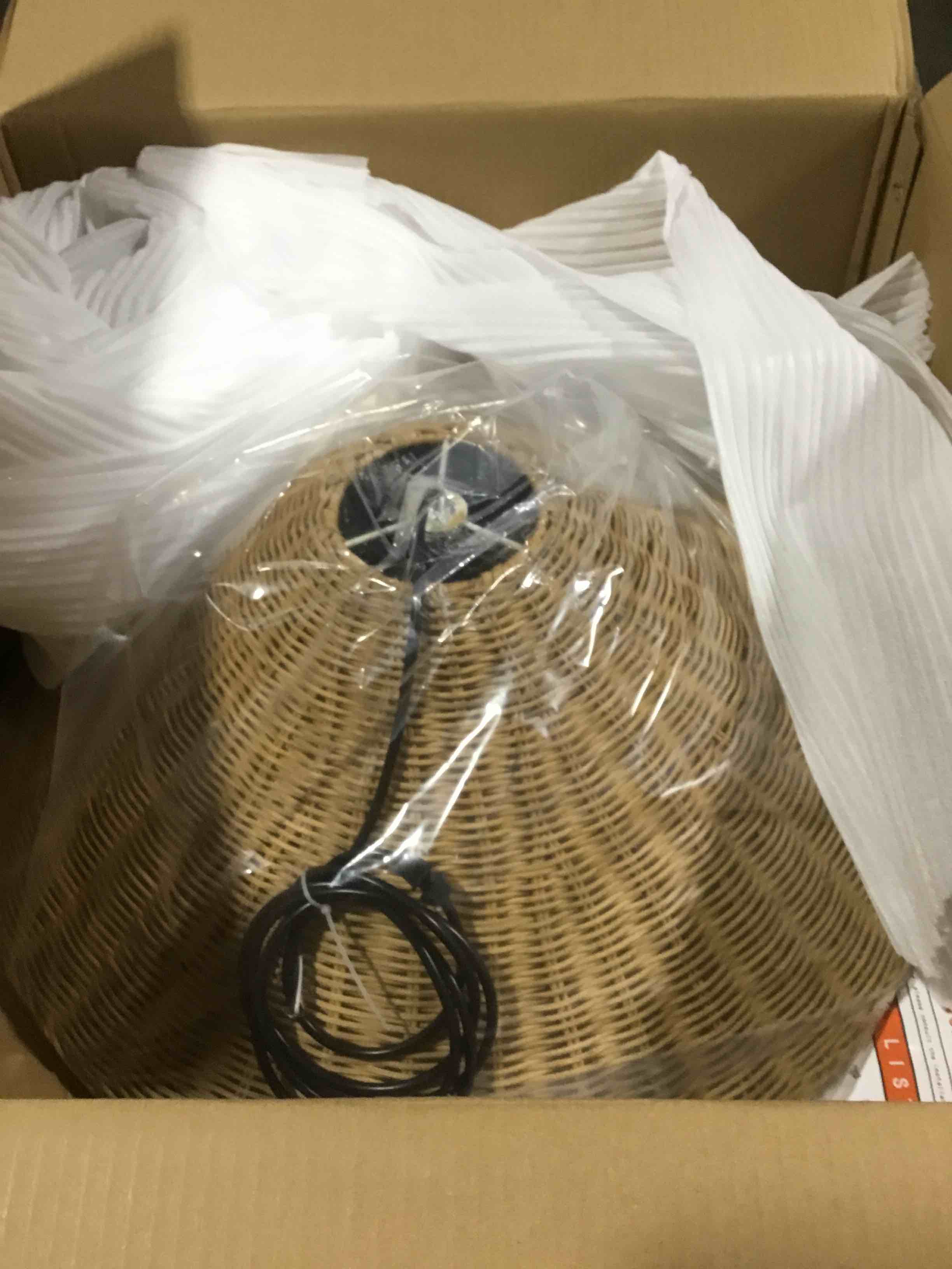 https://s3.amazonaws.com/lotting-images-prod/bidfta/PPE2292842_1747053021007.jpeg