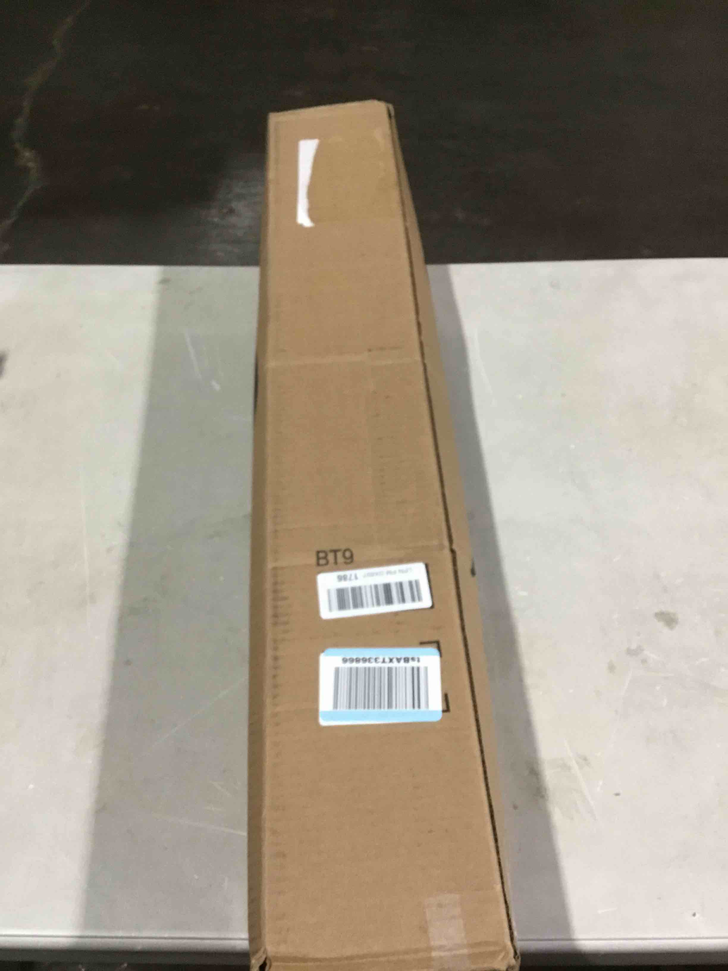 https://s3.amazonaws.com/lotting-images-prod/bidfta/PPE2292913_1747064309719.jpeg
