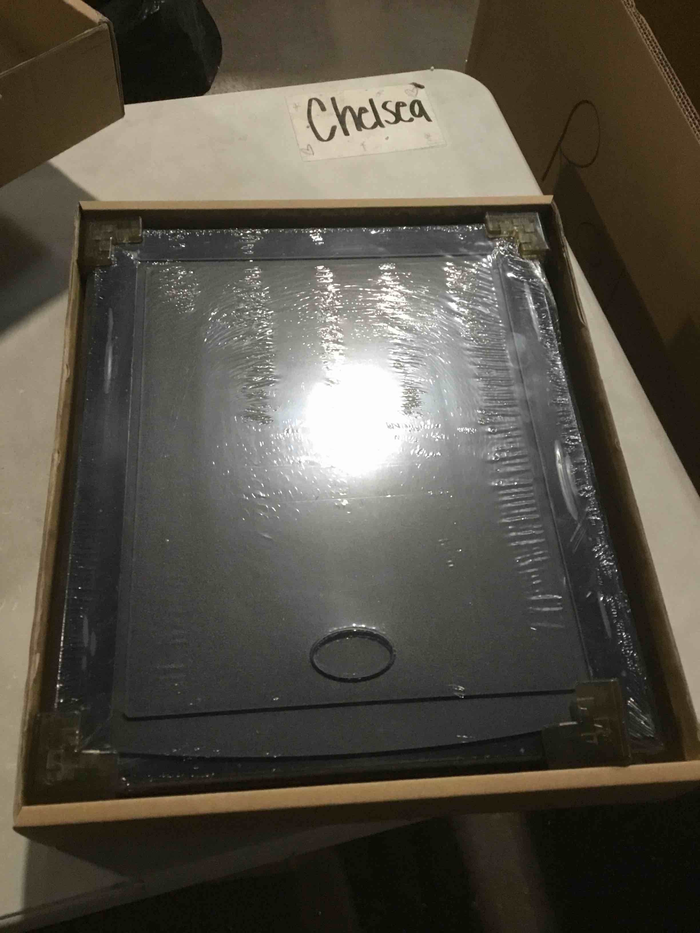 https://s3.amazonaws.com/lotting-images-prod/bidfta/PPE2293250_1744132777601.jpeg
