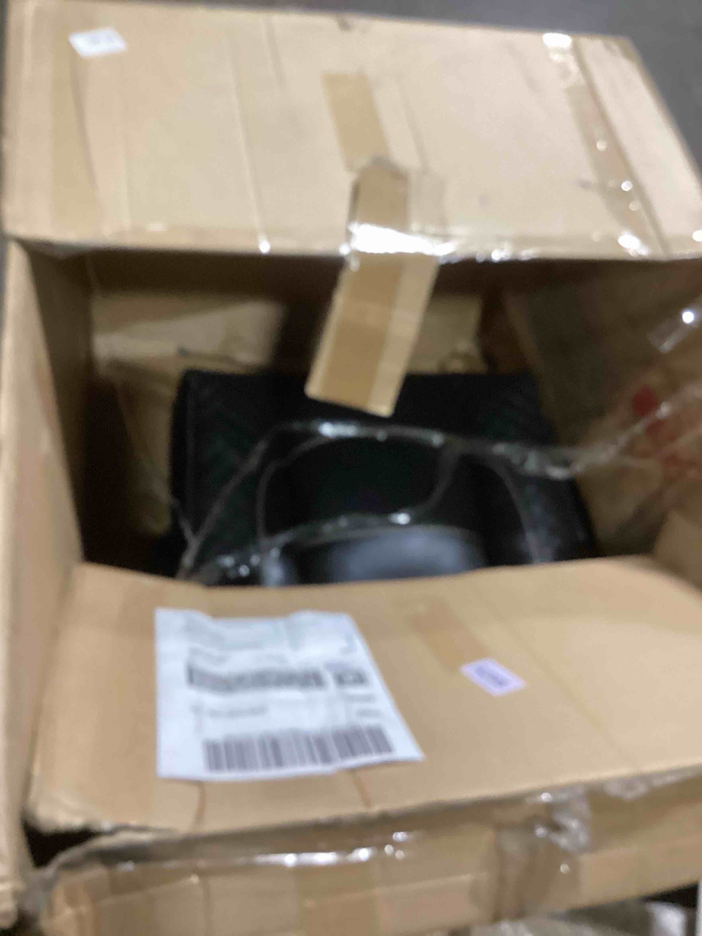 https://s3.amazonaws.com/lotting-images-prod/bidfta/PPE2293342_1744212569091.jpeg