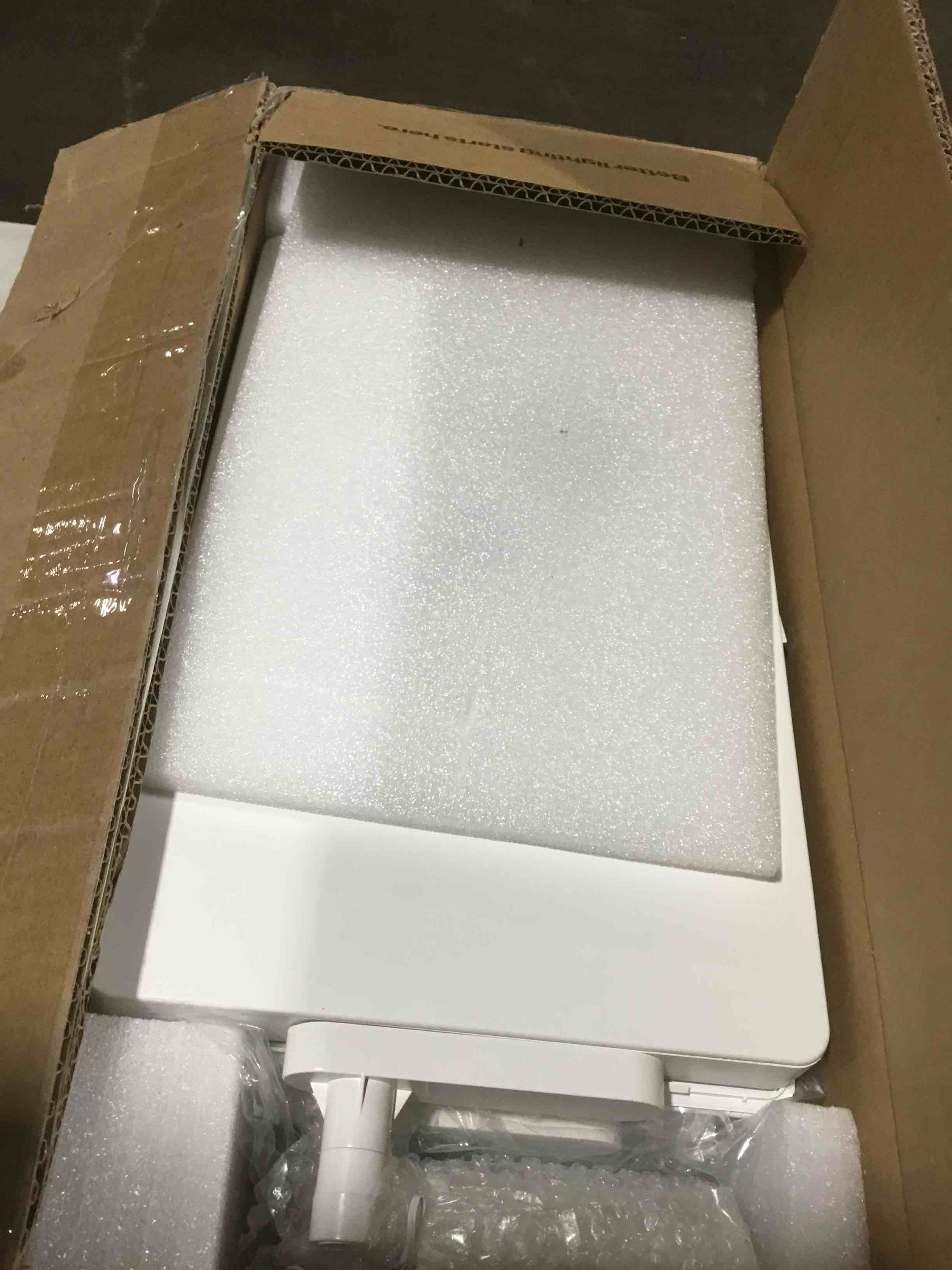 https://s3.amazonaws.com/lotting-images-prod/bidfta/PPE2294004_1744648184640.jpeg