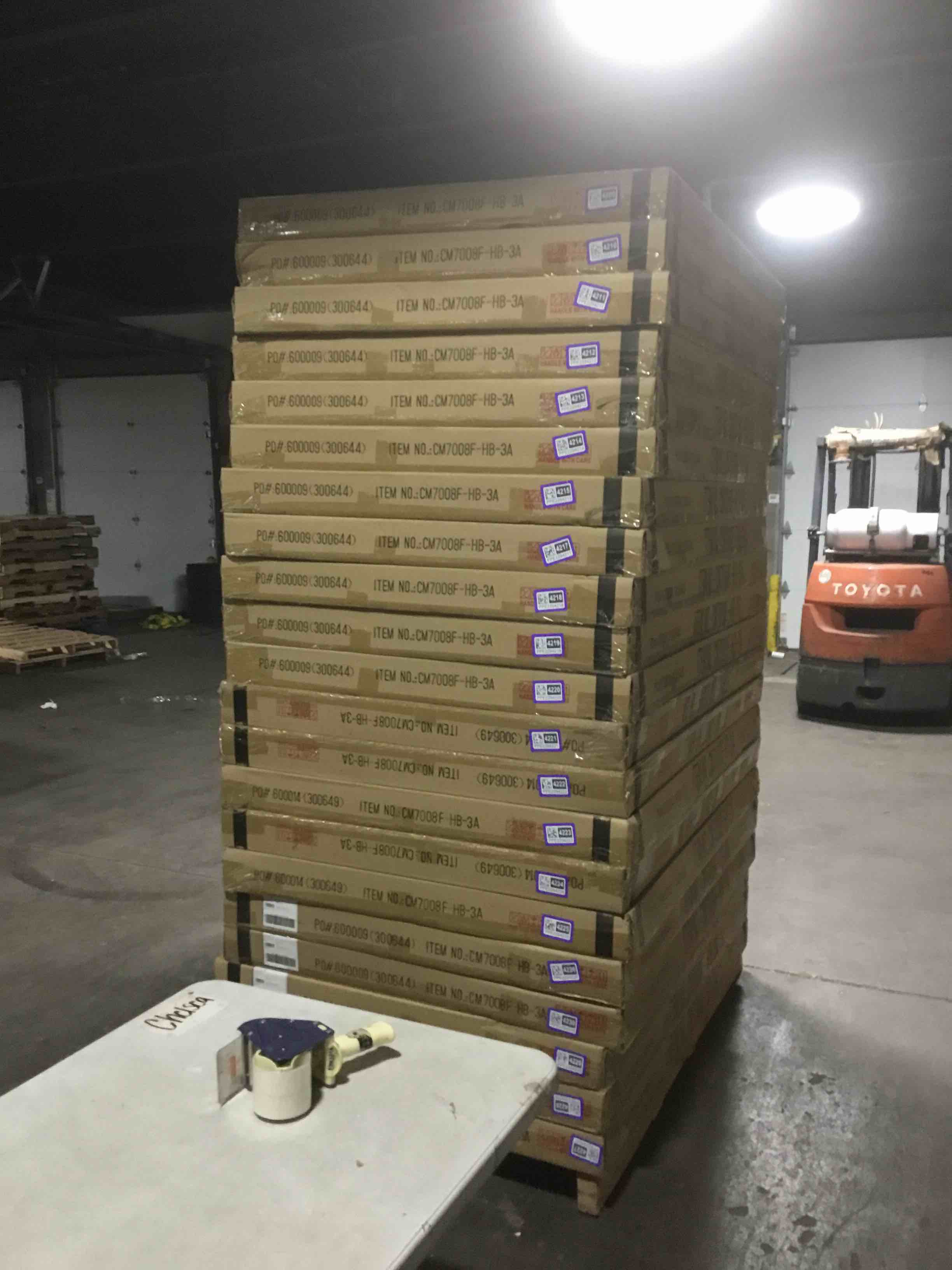 https://s3.amazonaws.com/lotting-images-prod/bidfta/PPE2294230_1744890698284.jpeg