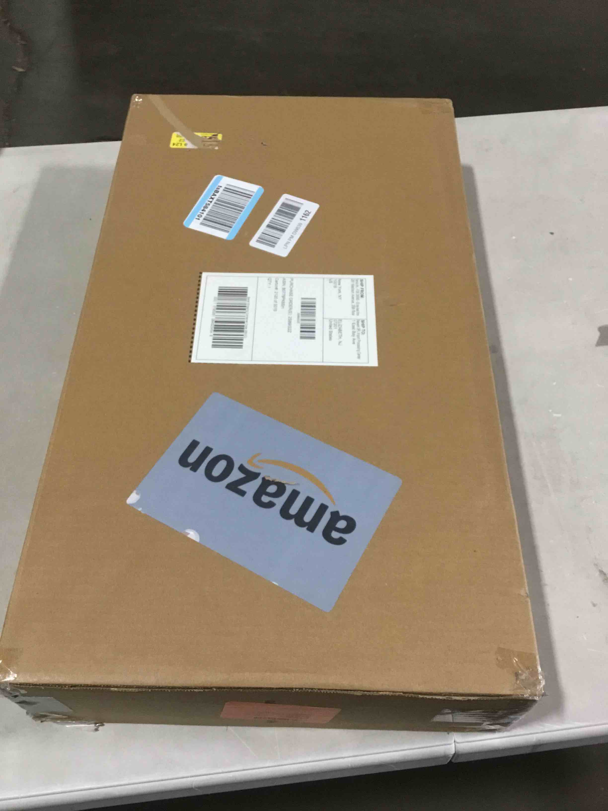 https://s3.amazonaws.com/lotting-images-prod/bidfta/PPE2294843_1745428224160.jpeg