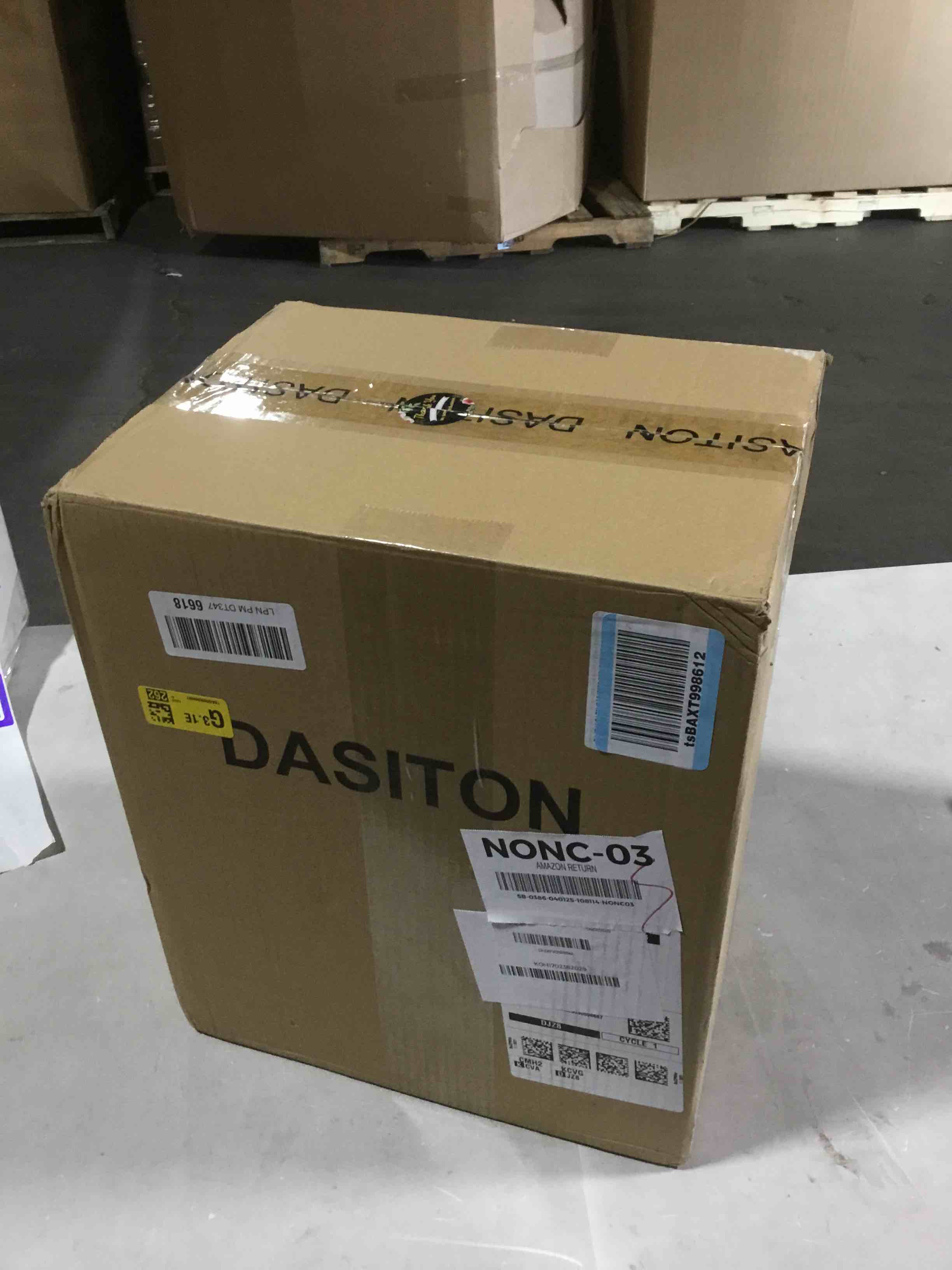 https://s3.amazonaws.com/lotting-images-prod/bidfta/PPE2294865_1745430854170.jpeg