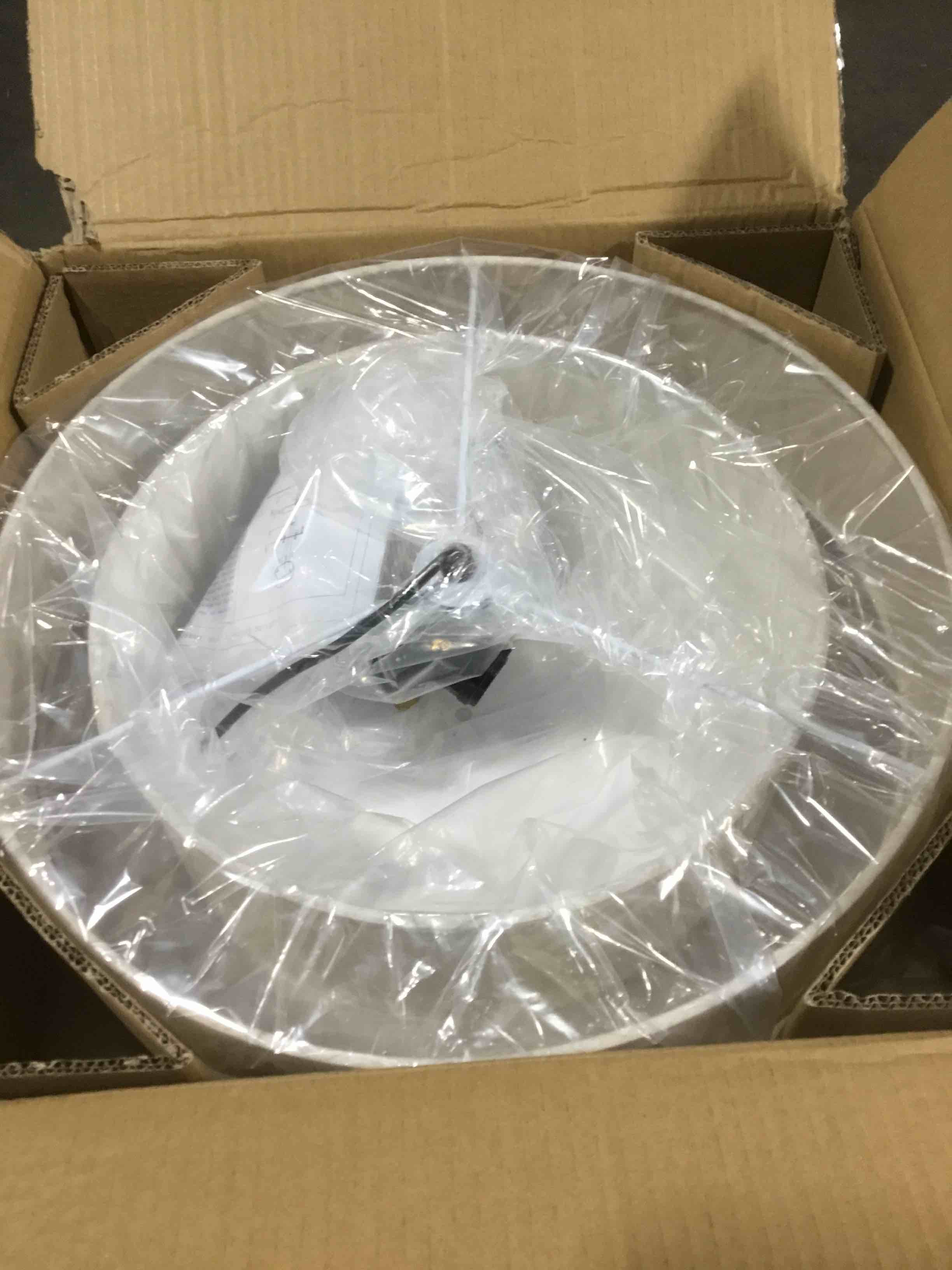 https://s3.amazonaws.com/lotting-images-prod/bidfta/PPE2294891_1745432511497.jpeg