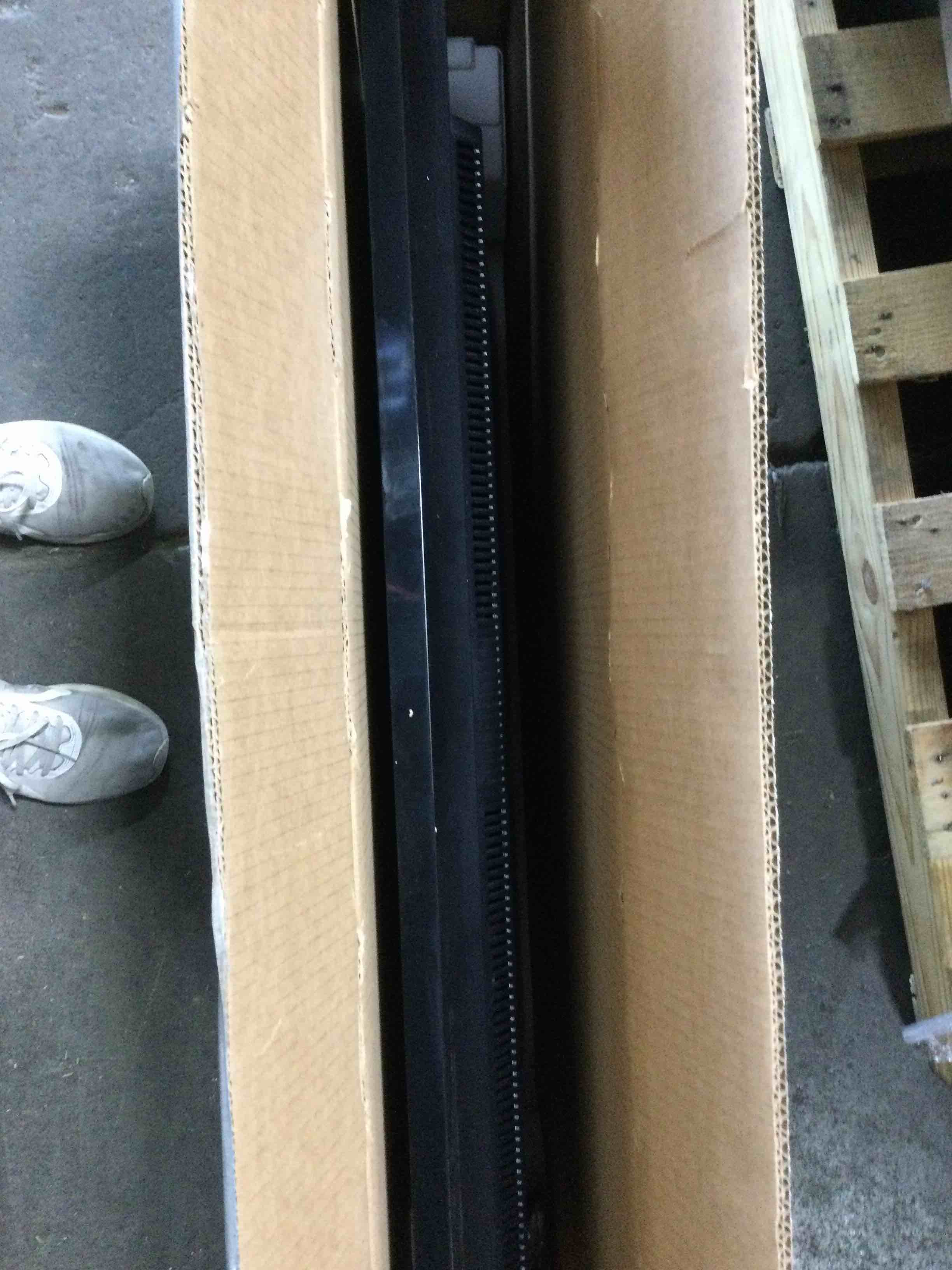 https://s3.amazonaws.com/lotting-images-prod/bidfta/PPE2295095_1745843486582.jpeg