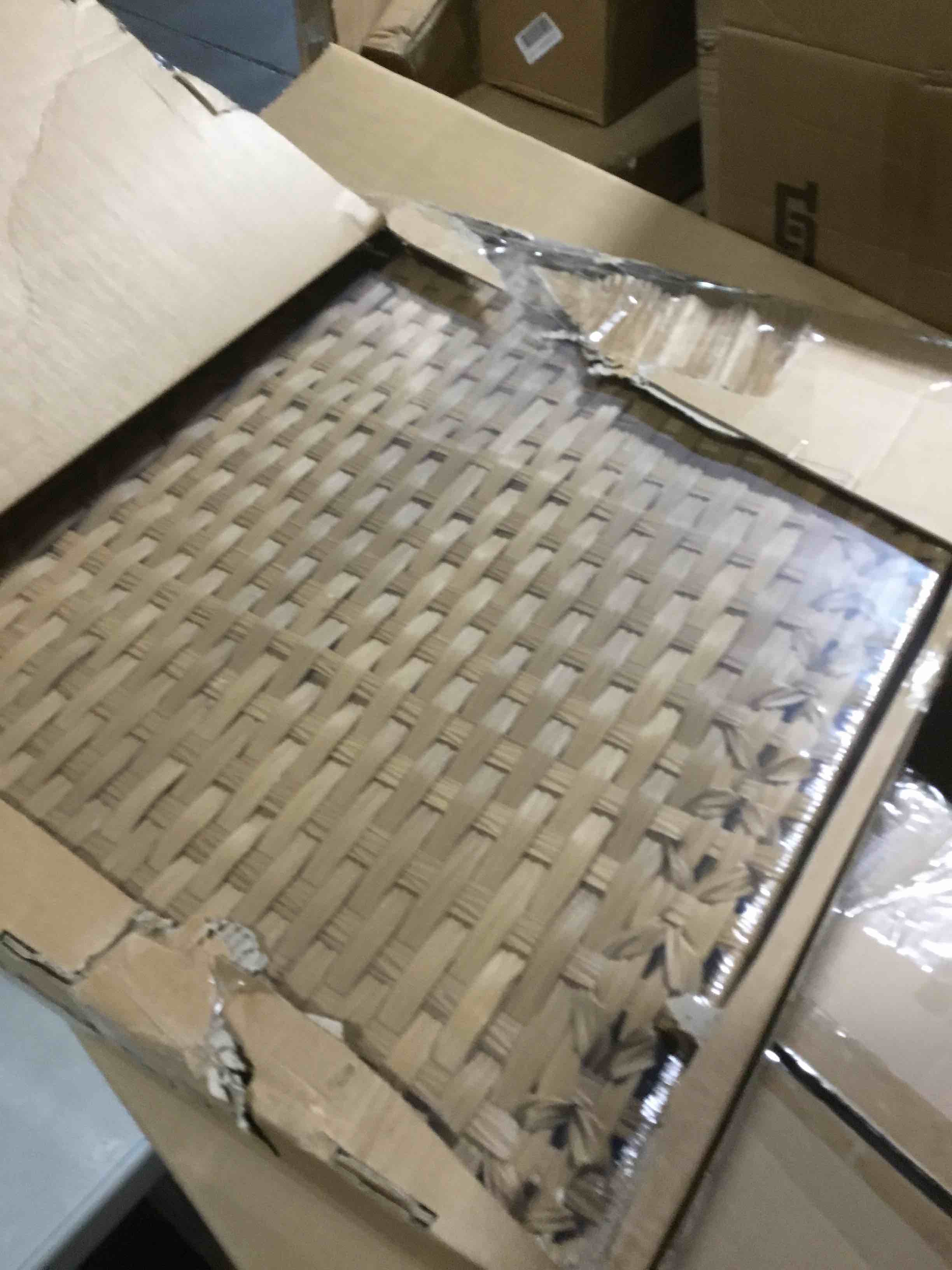 https://s3.amazonaws.com/lotting-images-prod/bidfta/PPE2295438_1746125211047.jpeg