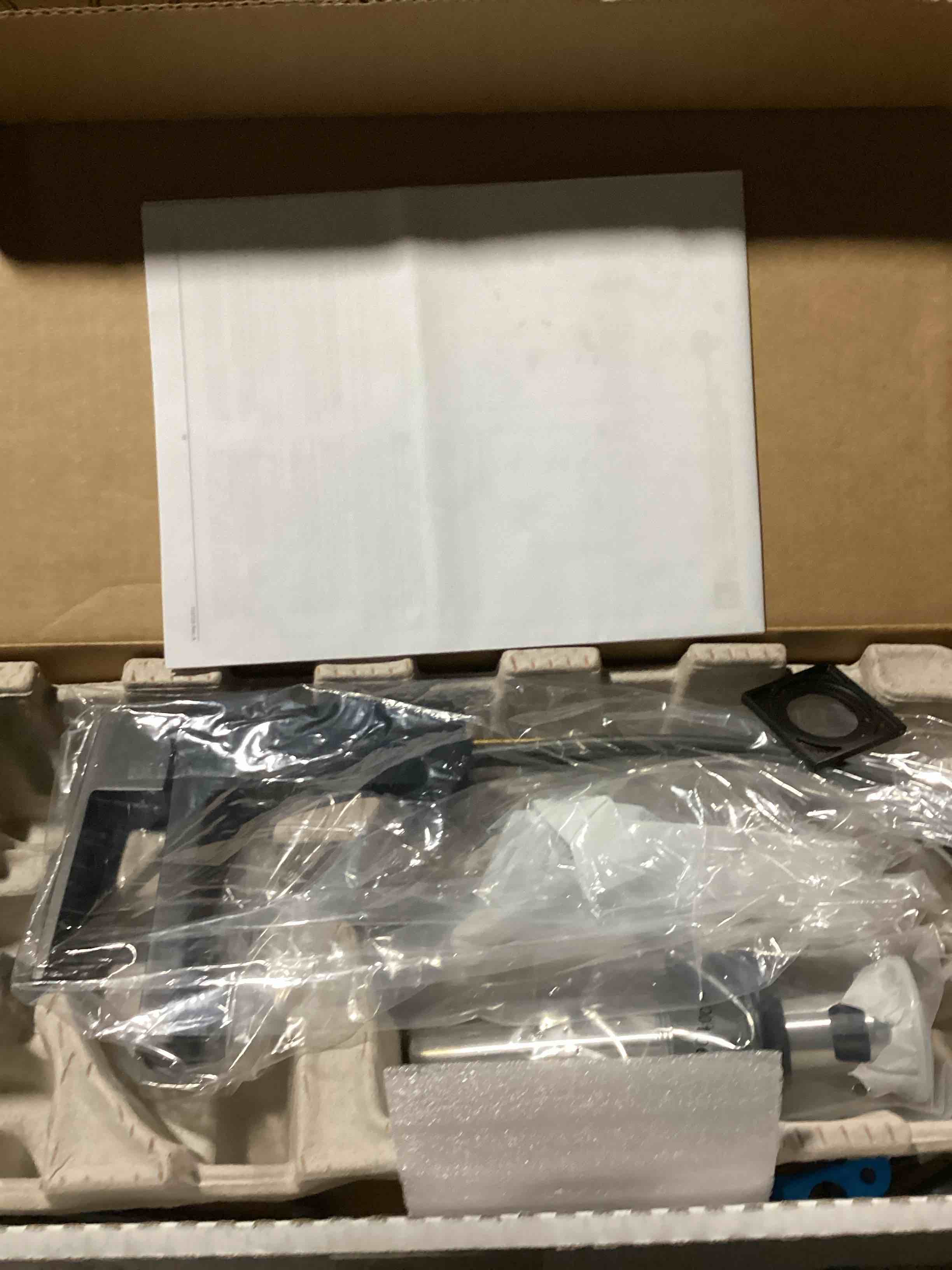 https://s3.amazonaws.com/lotting-images-prod/bidfta/PPE2295477_1746550685502.jpeg