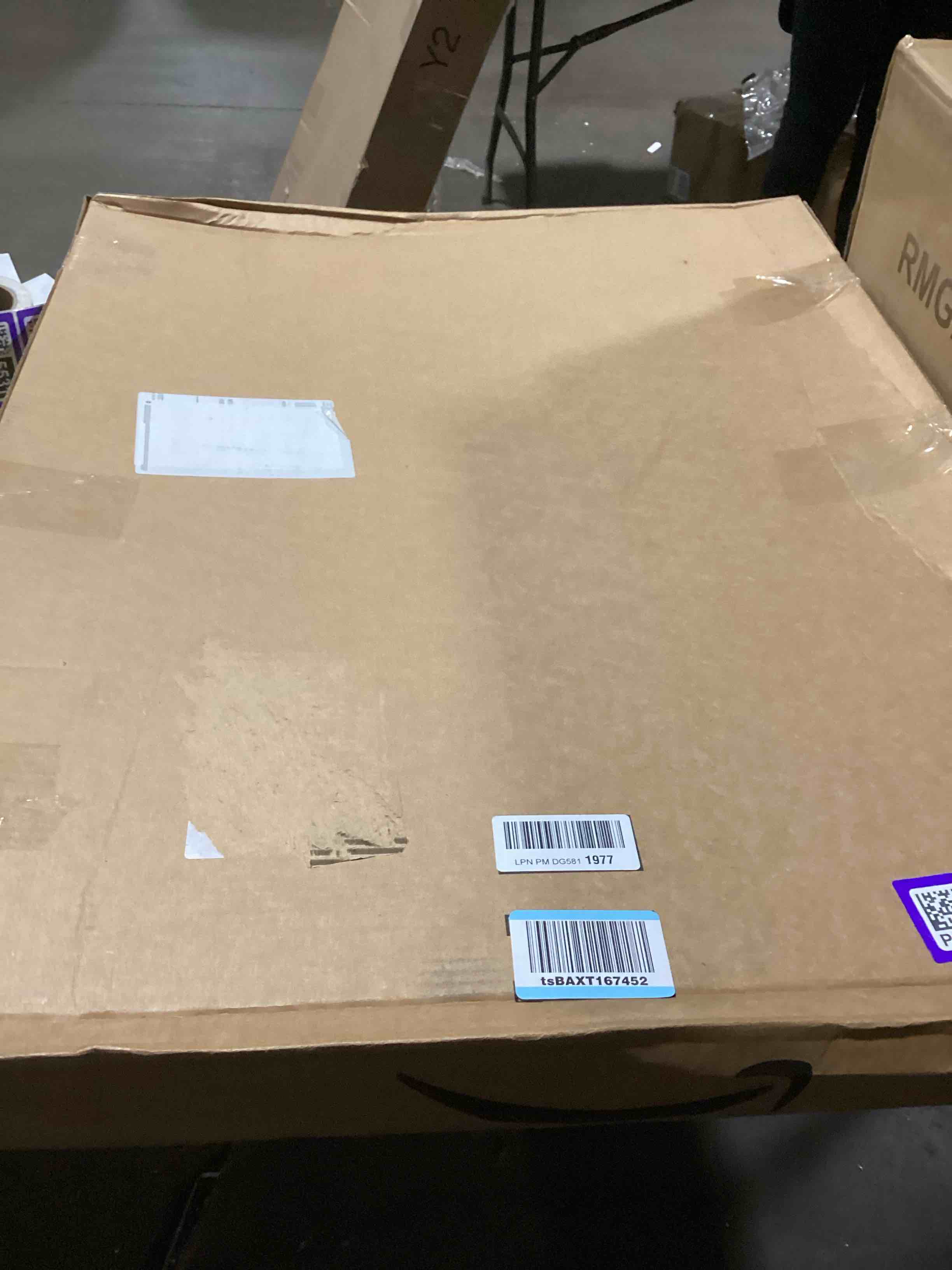 https://s3.amazonaws.com/lotting-images-prod/bidfta/PPE2295524_1746615227383.jpeg