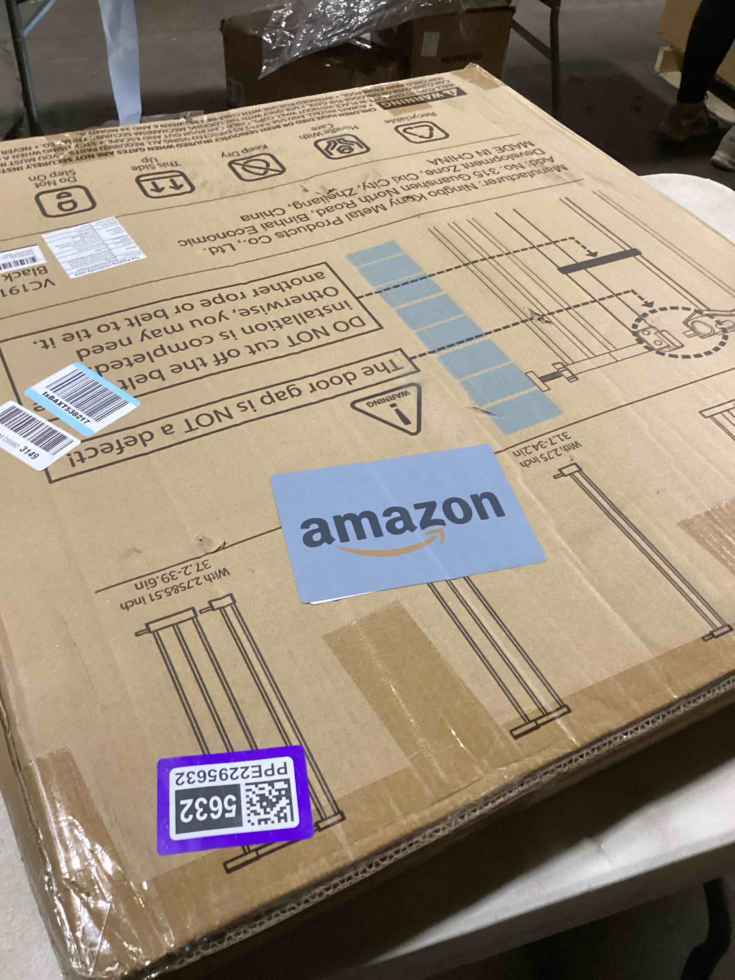 https://s3.amazonaws.com/lotting-images-prod/bidfta/PPE2295632_1746640550388.jpeg