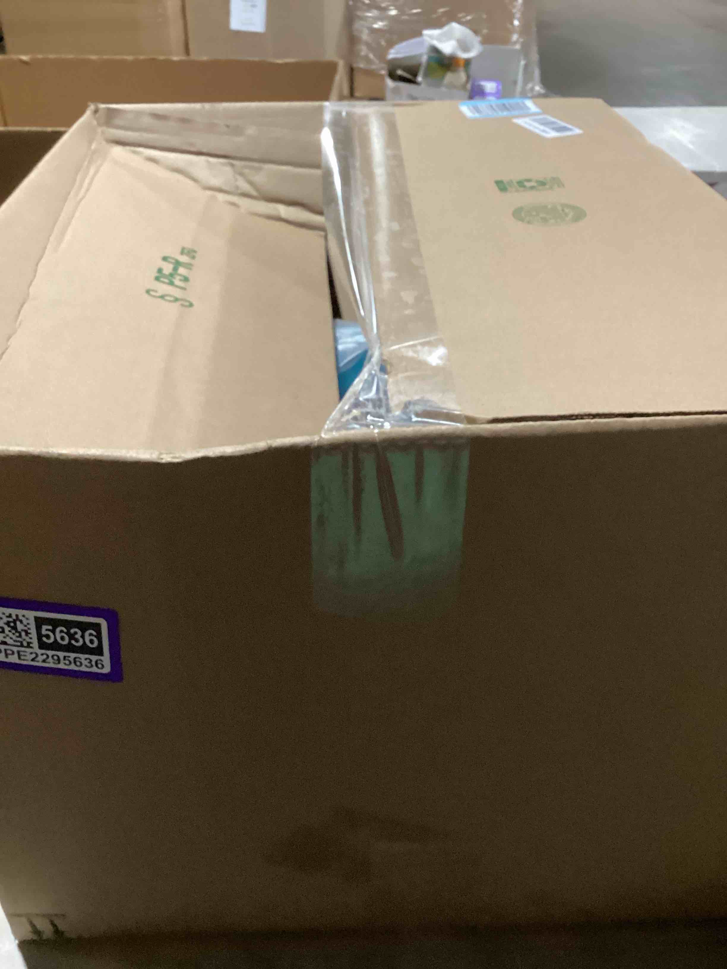 https://s3.amazonaws.com/lotting-images-prod/bidfta/PPE2295636_1746641255861.jpeg