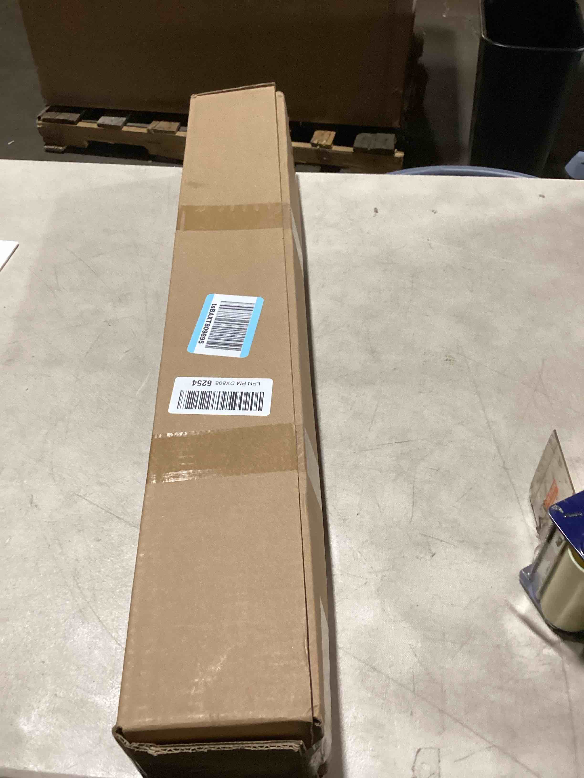 https://s3.amazonaws.com/lotting-images-prod/bidfta/PPE2295797_1746724802434.jpeg