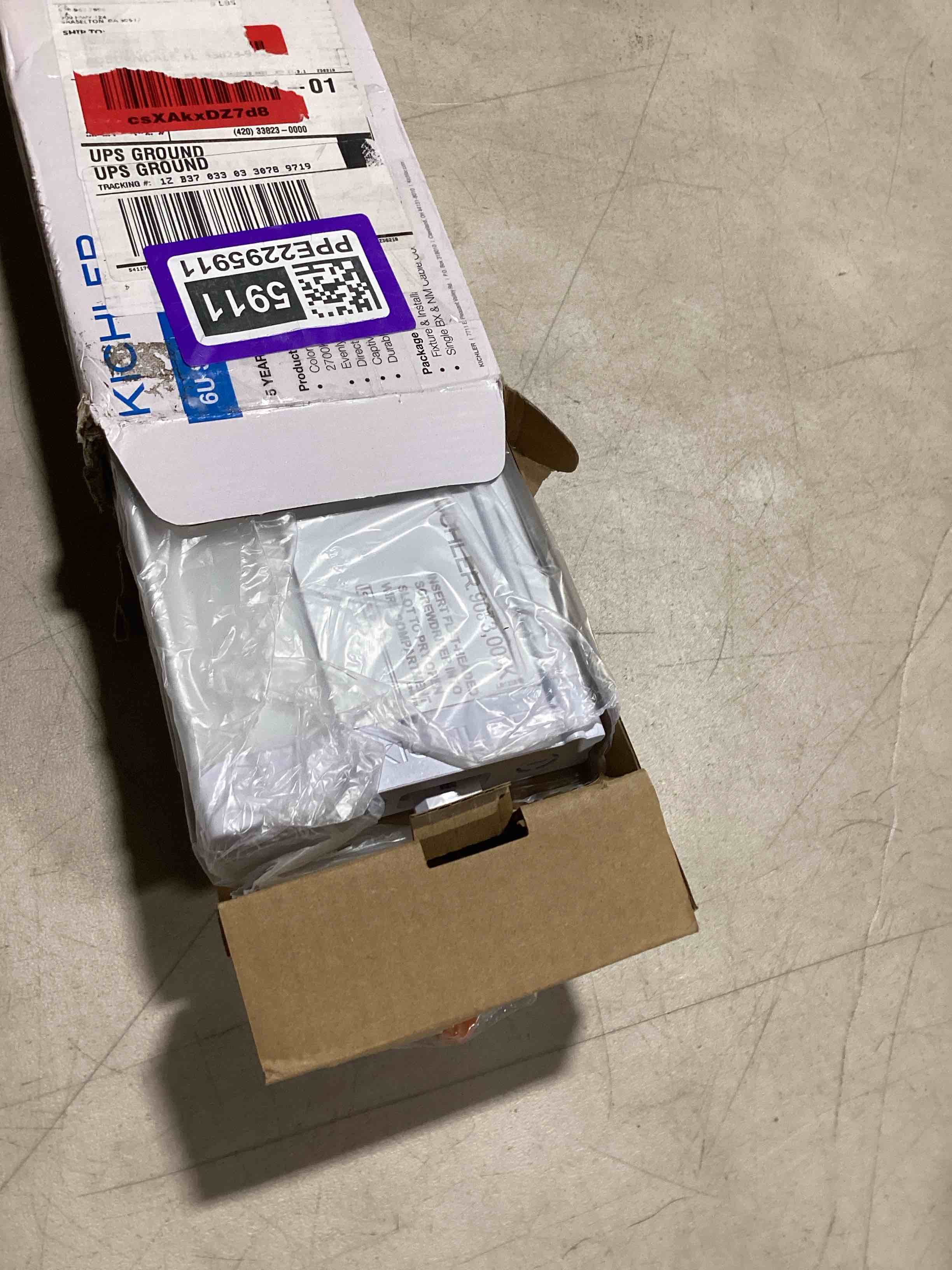https://s3.amazonaws.com/lotting-images-prod/bidfta/PPE2295911_1746813948571.jpeg