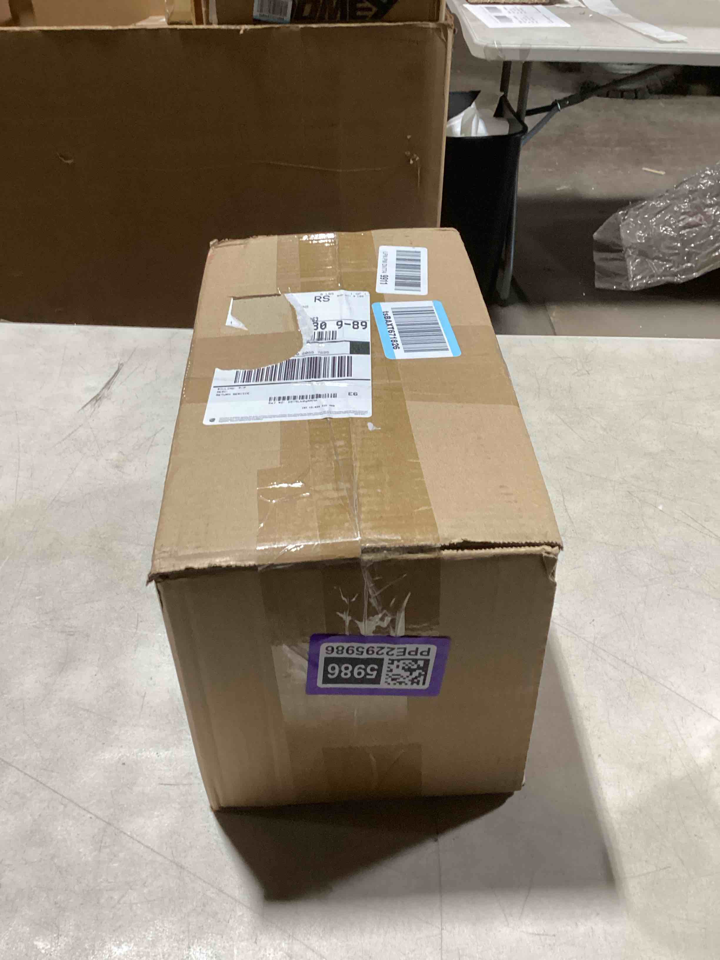 https://s3.amazonaws.com/lotting-images-prod/bidfta/PPE2295986_1747054351101.jpeg