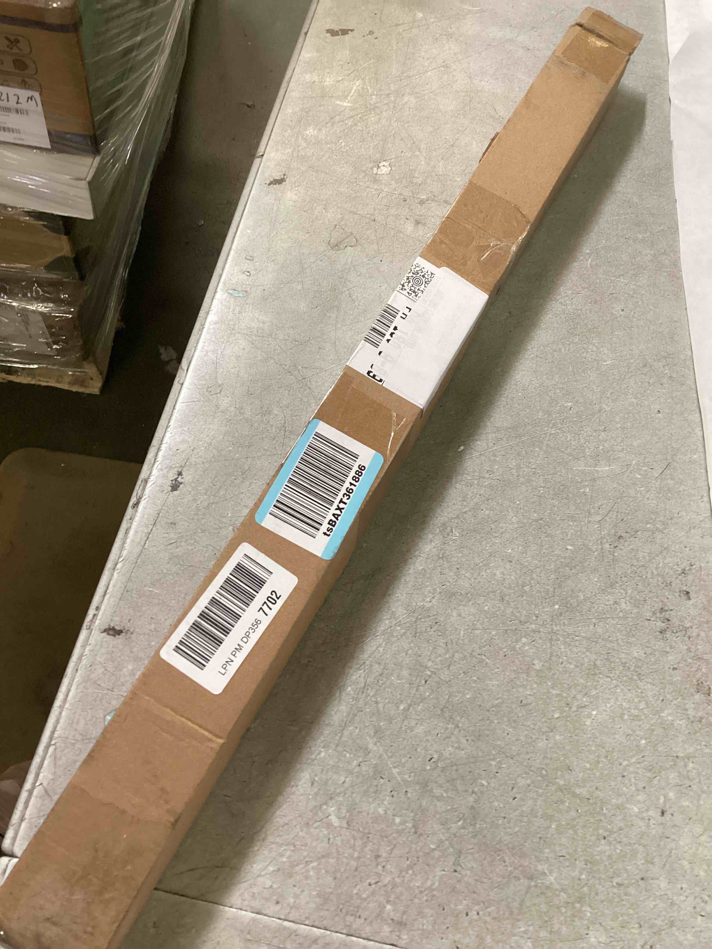 https://s3.amazonaws.com/lotting-images-prod/bidfta/PPE2296944_1742833213591.jpeg