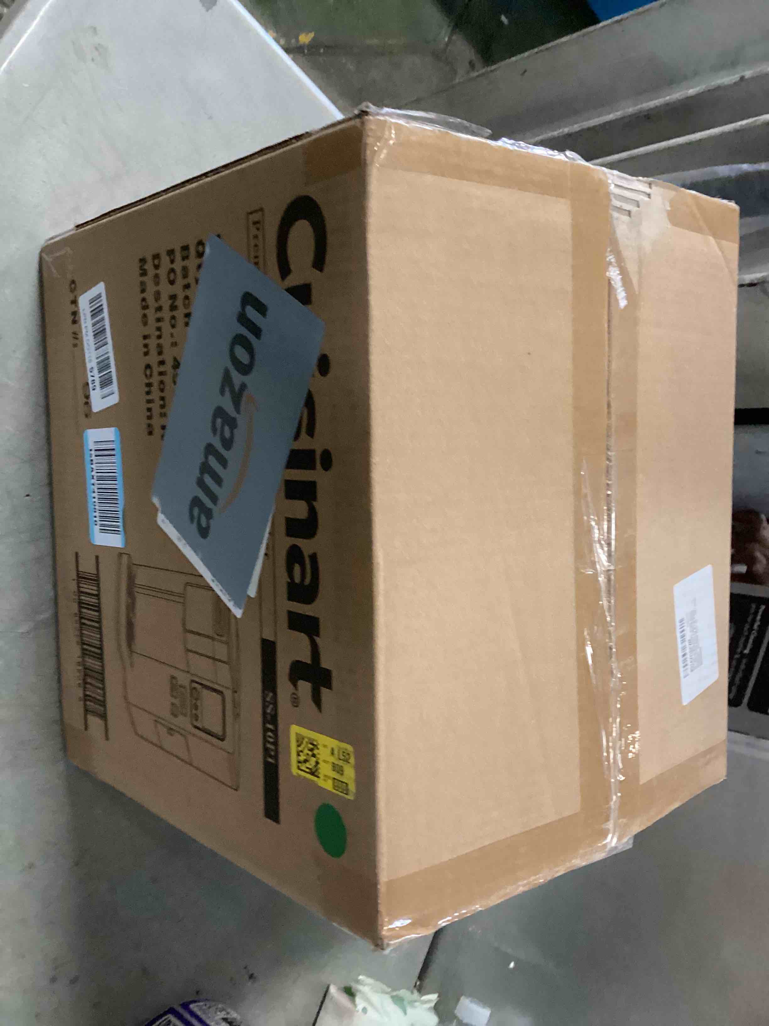 https://s3.amazonaws.com/lotting-images-prod/bidfta/PPE2297742_1743103505716.jpeg