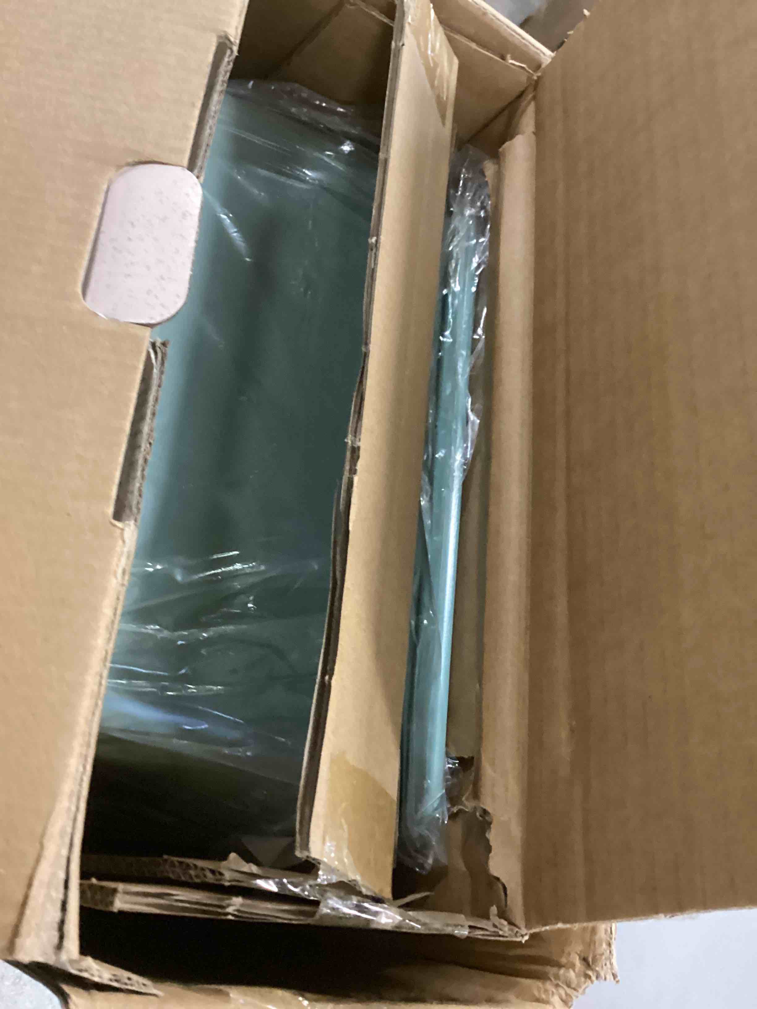 https://s3.amazonaws.com/lotting-images-prod/bidfta/PPE2298031_1743423961722.jpeg