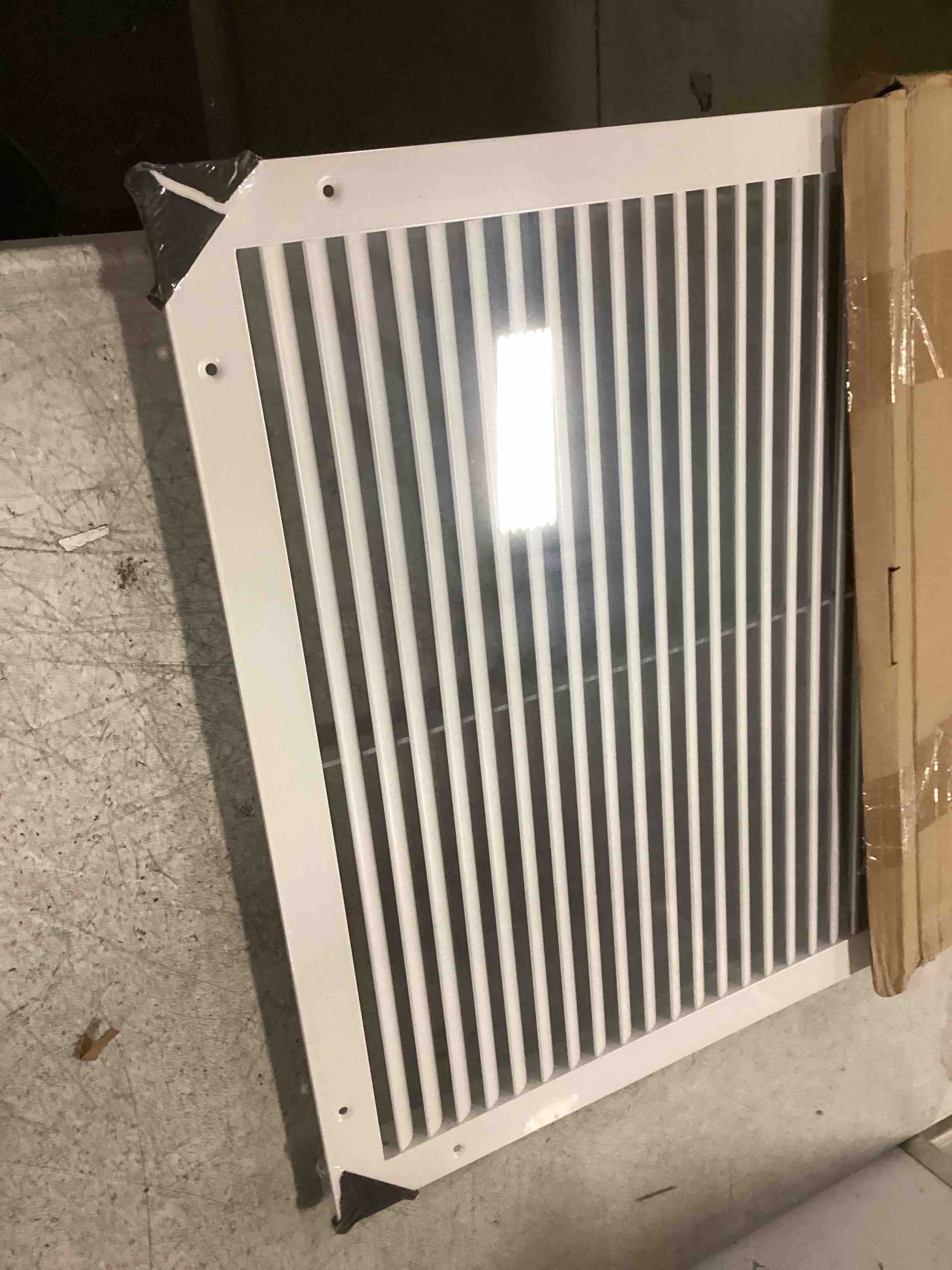 https://s3.amazonaws.com/lotting-images-prod/bidfta/PPE2298054_1743426116866.jpeg