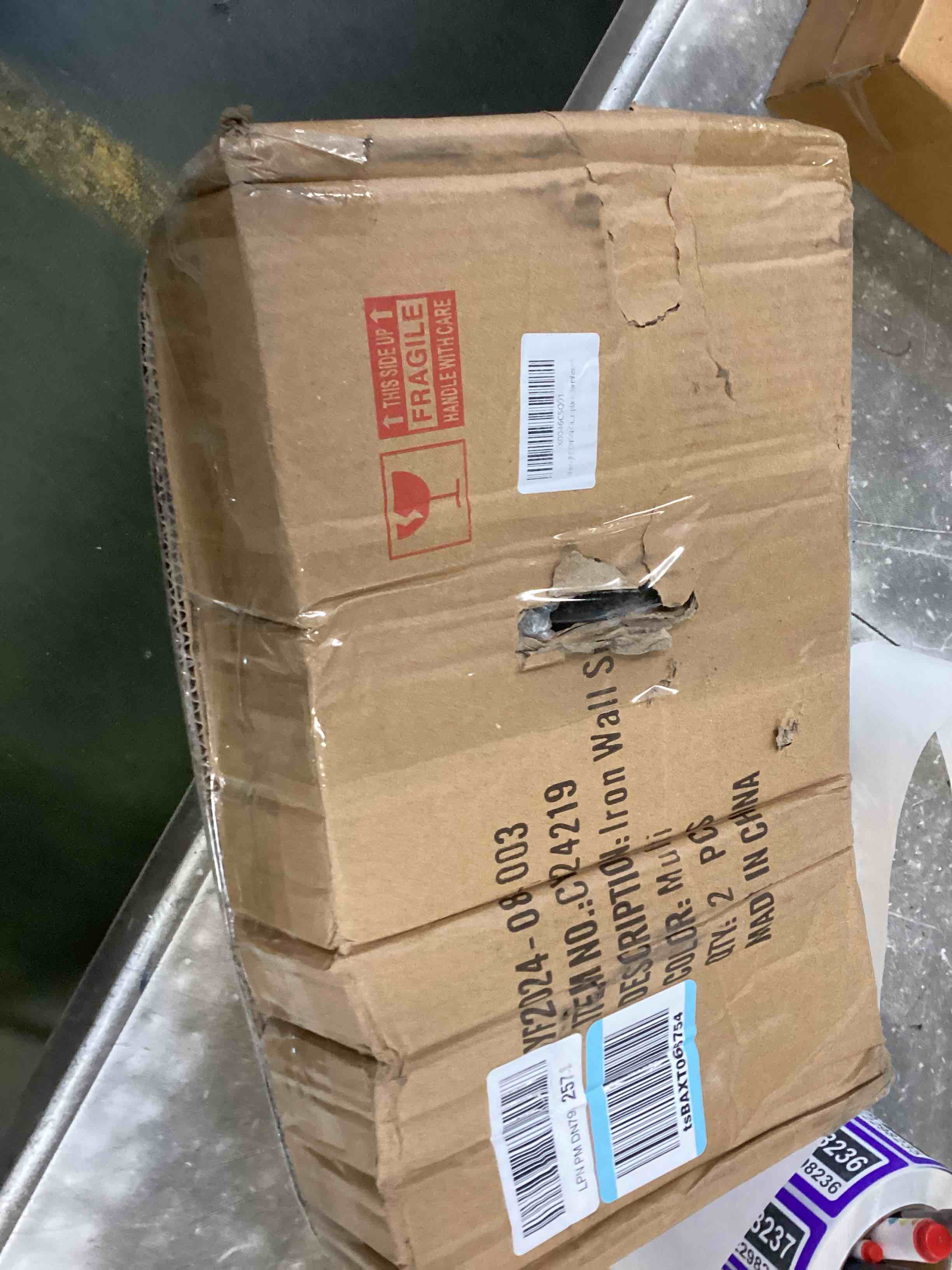 https://s3.amazonaws.com/lotting-images-prod/bidfta/PPE2298230_1743519904058.jpeg