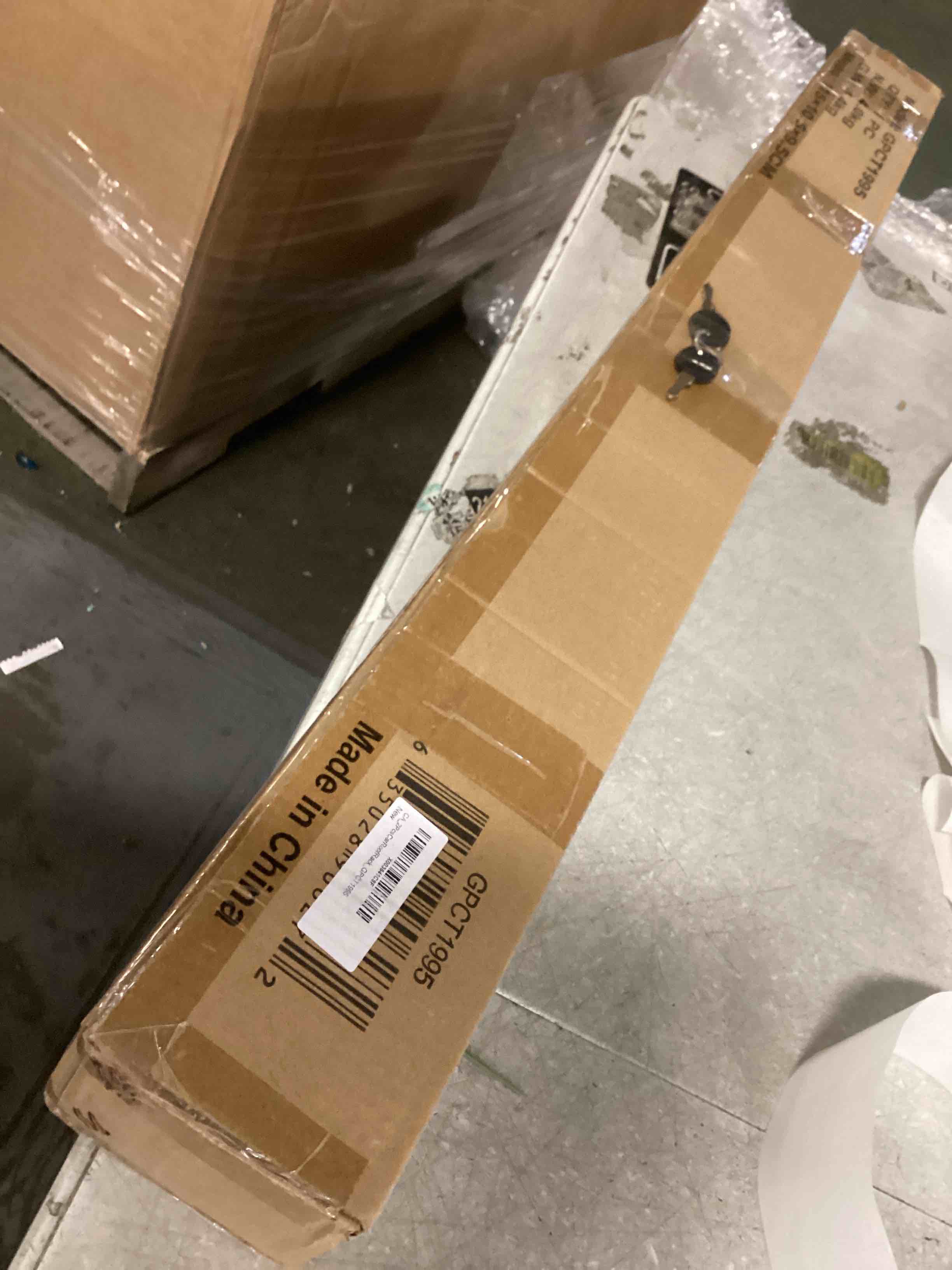 https://s3.amazonaws.com/lotting-images-prod/bidfta/PPE2298805_1743769670859.jpeg