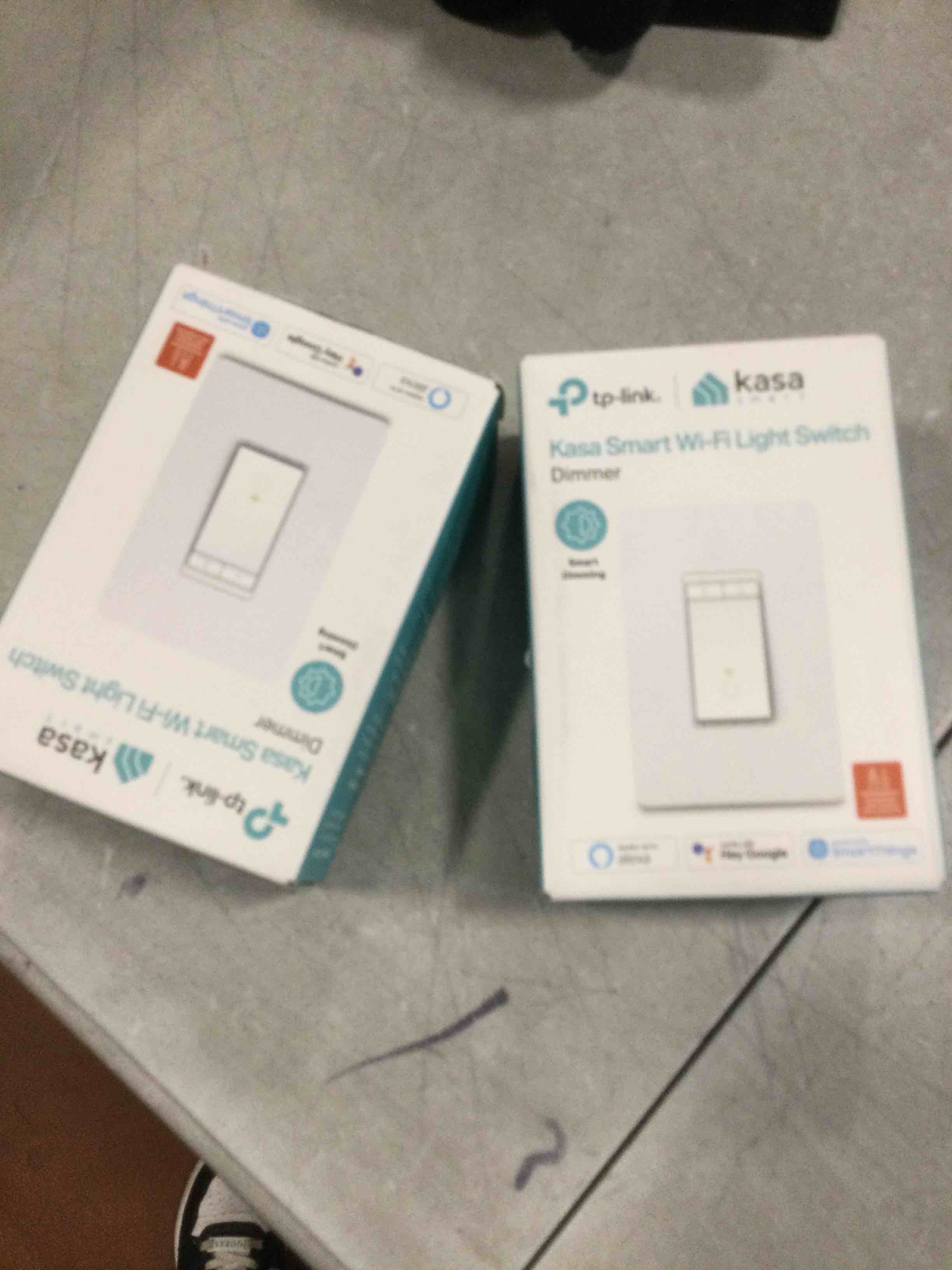 https://s3.amazonaws.com/lotting-images-prod/bidfta/PPE2299036_1743605972022.jpeg