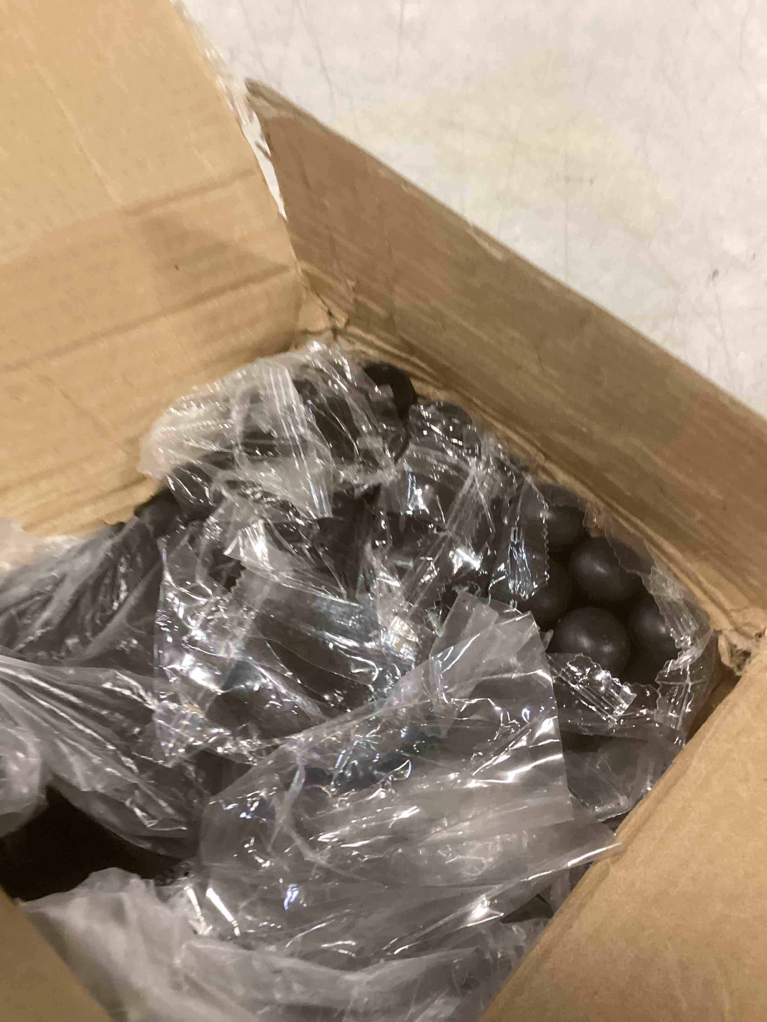 https://s3.amazonaws.com/lotting-images-prod/bidfta/PPE2299638_1744291776164.jpeg