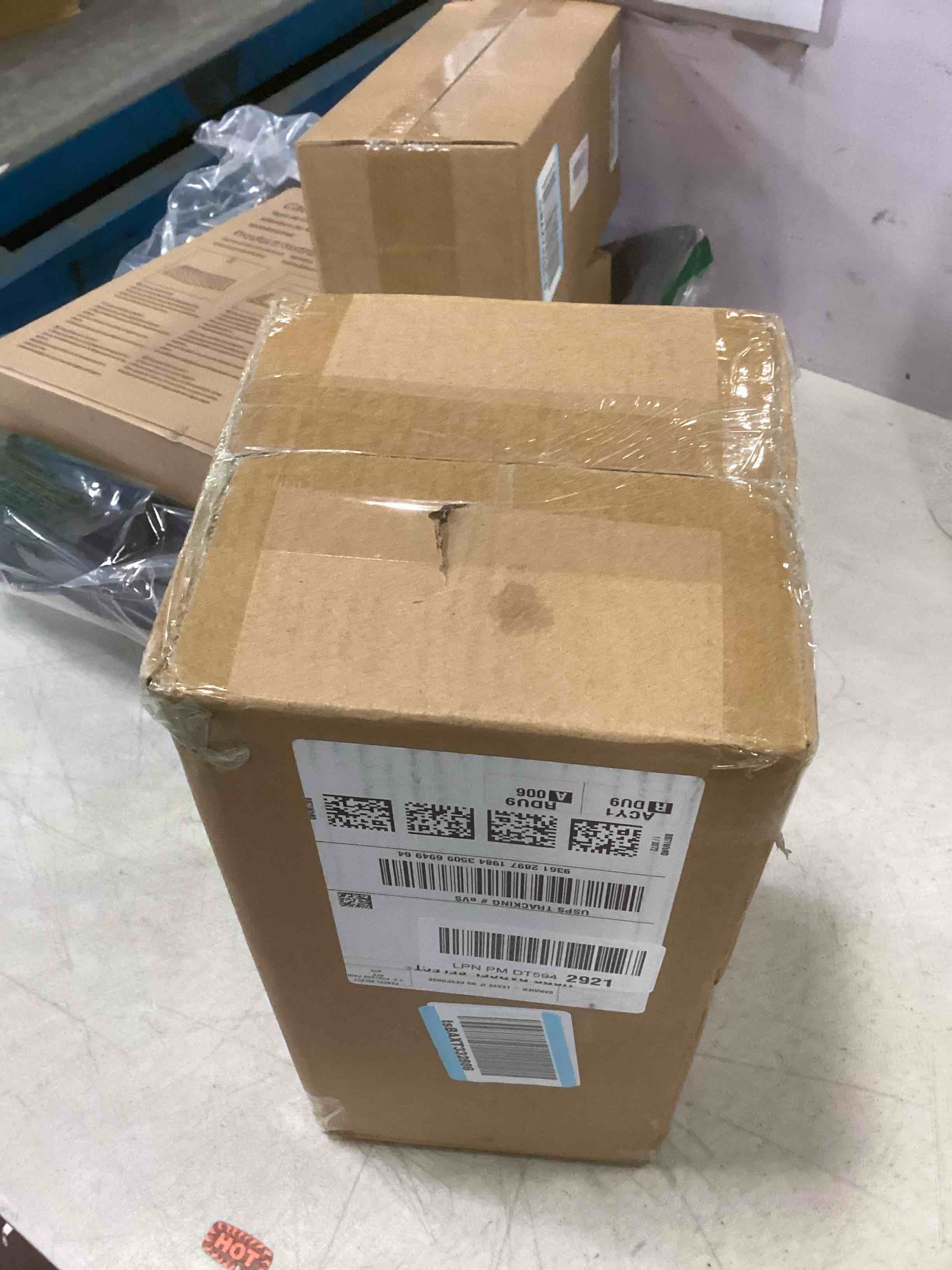 https://s3.amazonaws.com/lotting-images-prod/bidfta/PPE2299752_1744310600077.jpeg