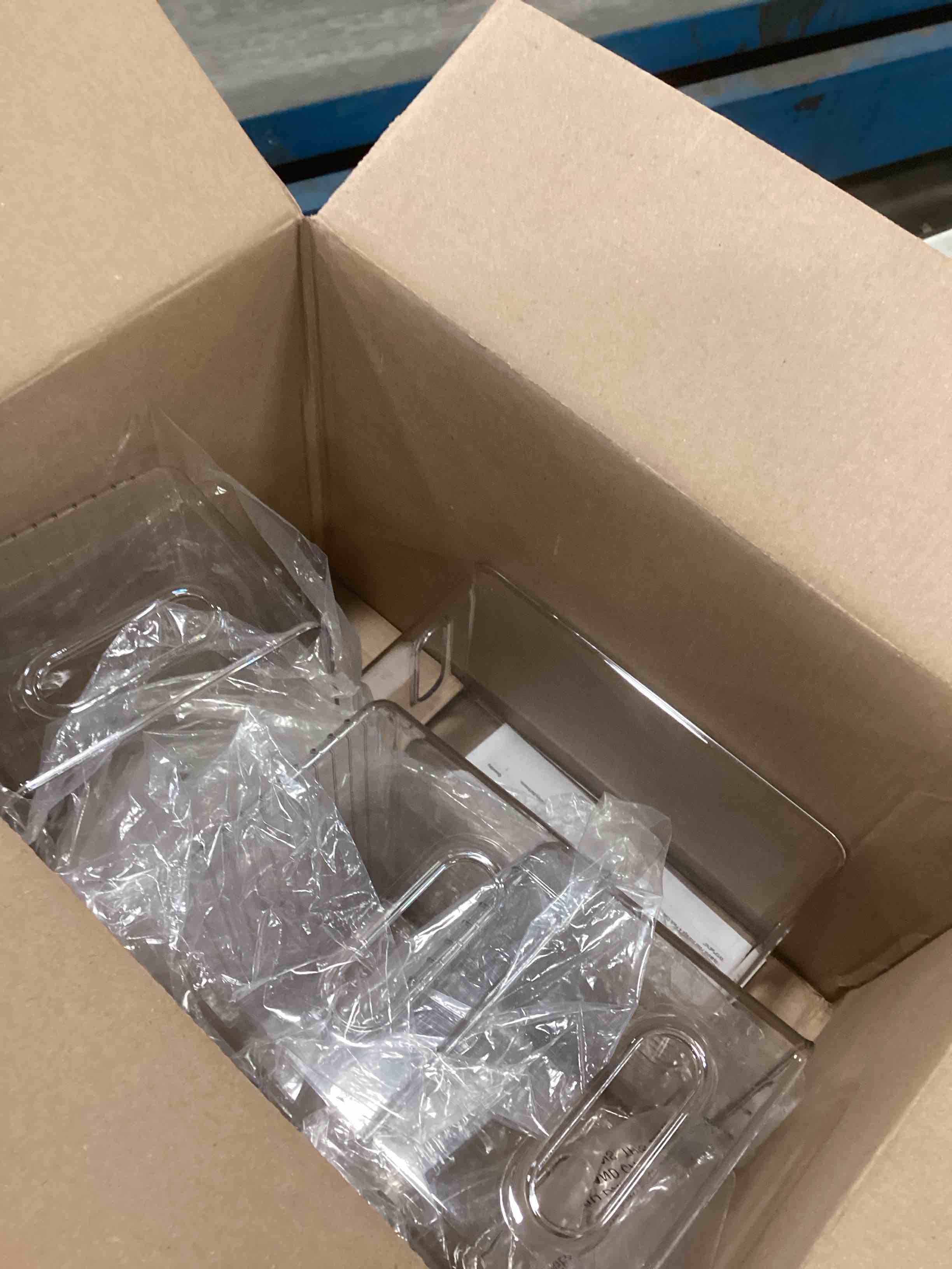 https://s3.amazonaws.com/lotting-images-prod/bidfta/PPE2300036_1744805737363.jpeg
