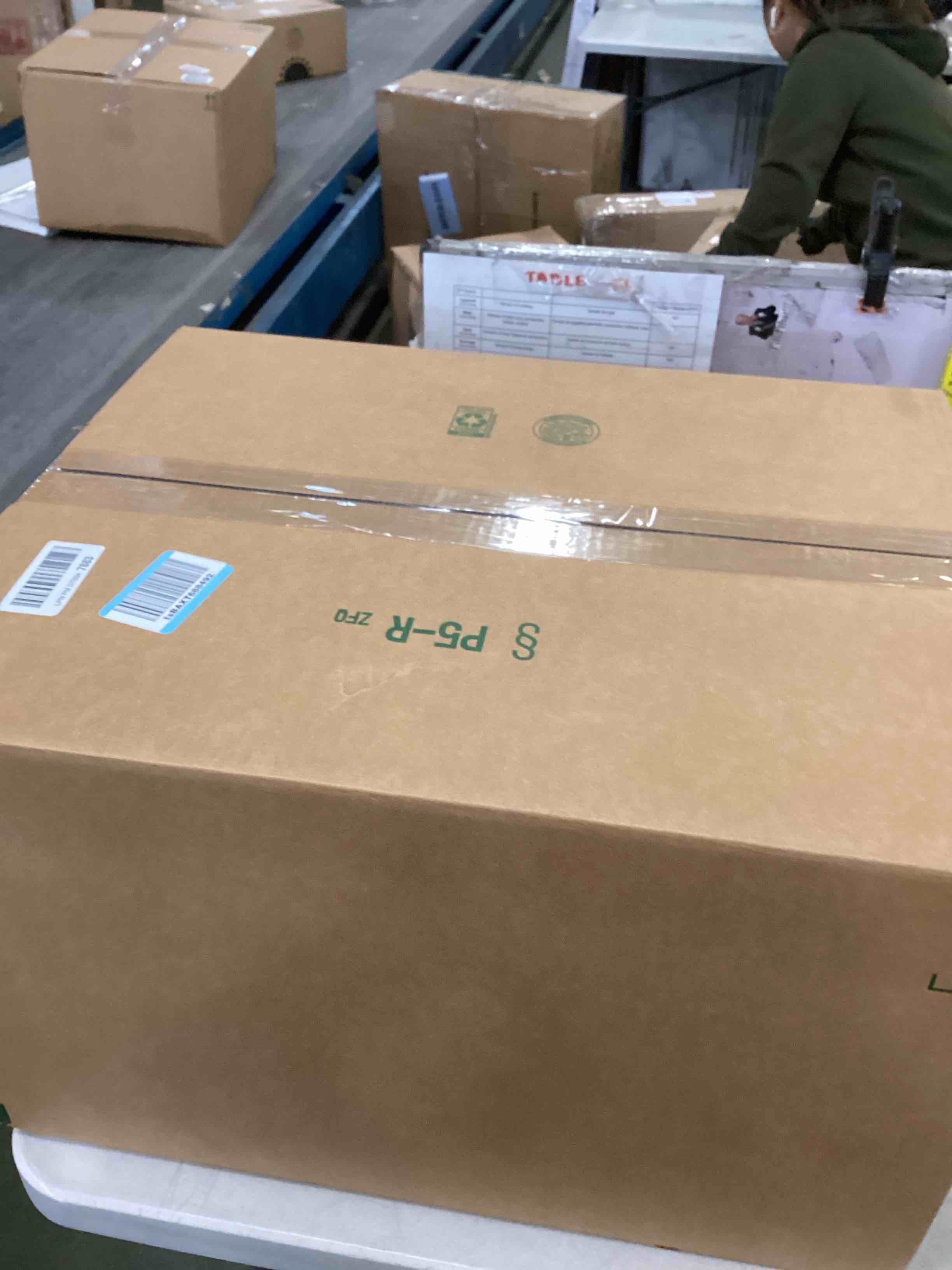 https://s3.amazonaws.com/lotting-images-prod/bidfta/PPE2300383_1744906637652.jpeg