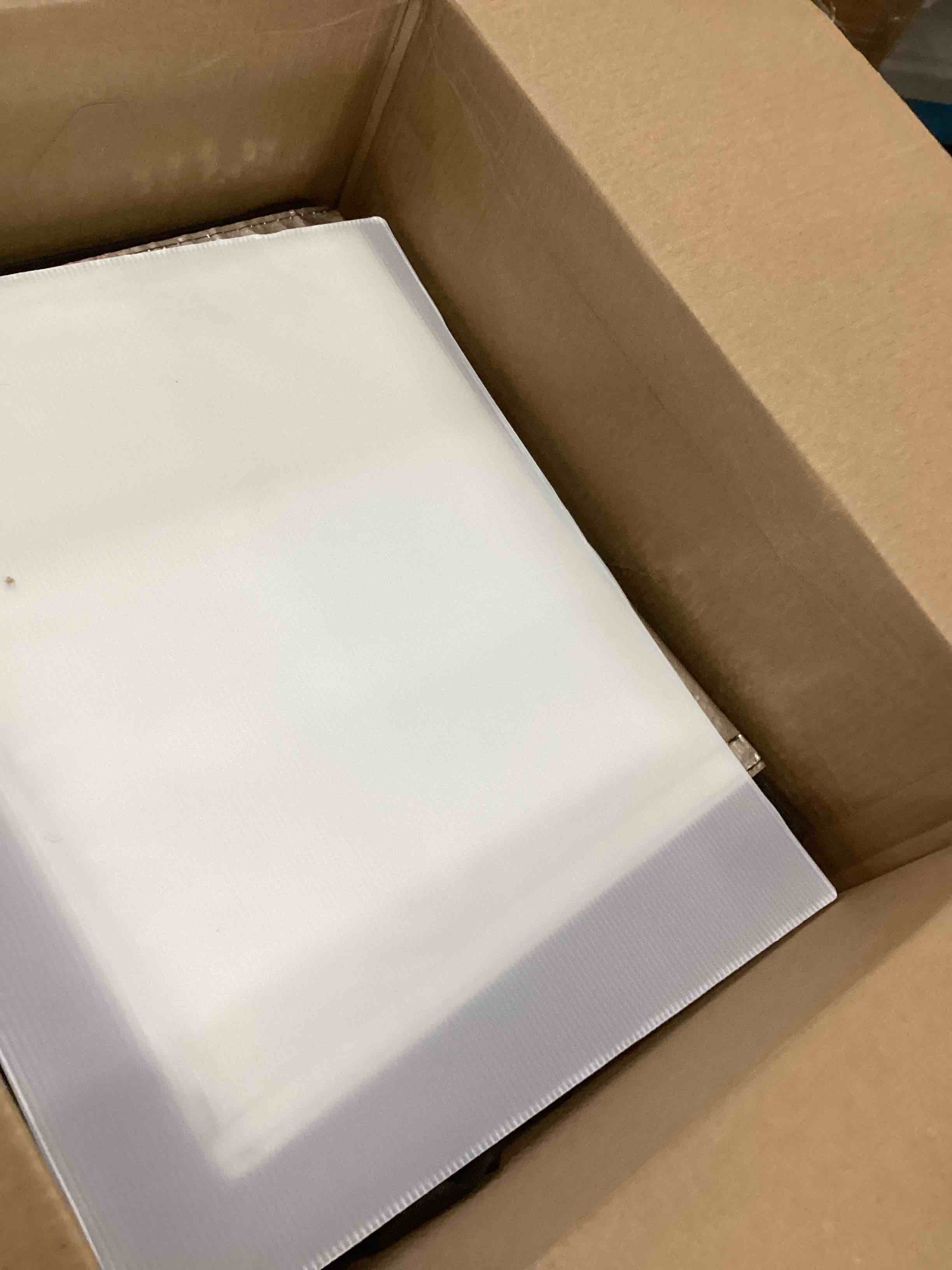 https://s3.amazonaws.com/lotting-images-prod/bidfta/PPE2300486_1744921043298.jpeg