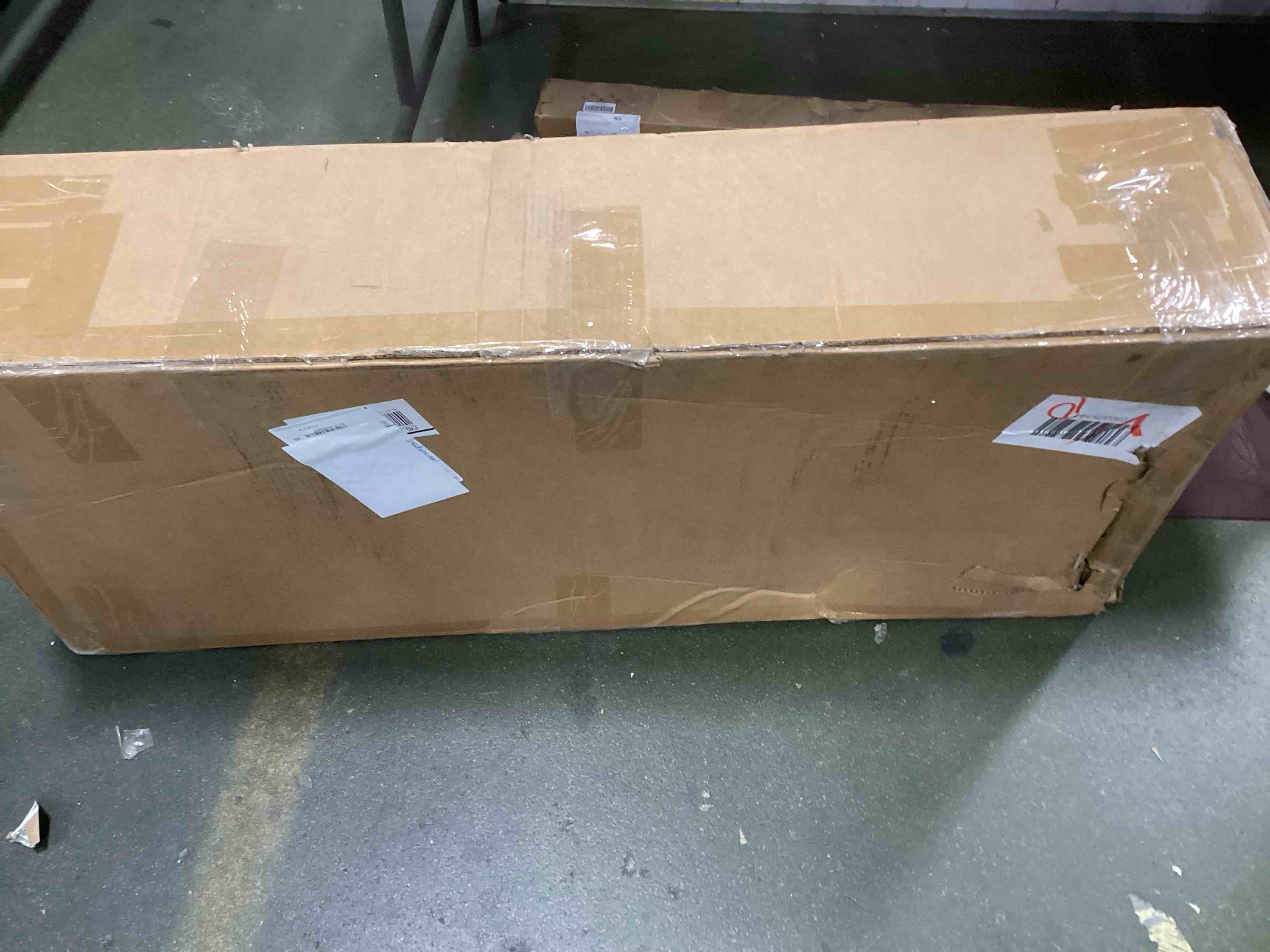 https://s3.amazonaws.com/lotting-images-prod/bidfta/PPE2300514_1744980058422.jpeg