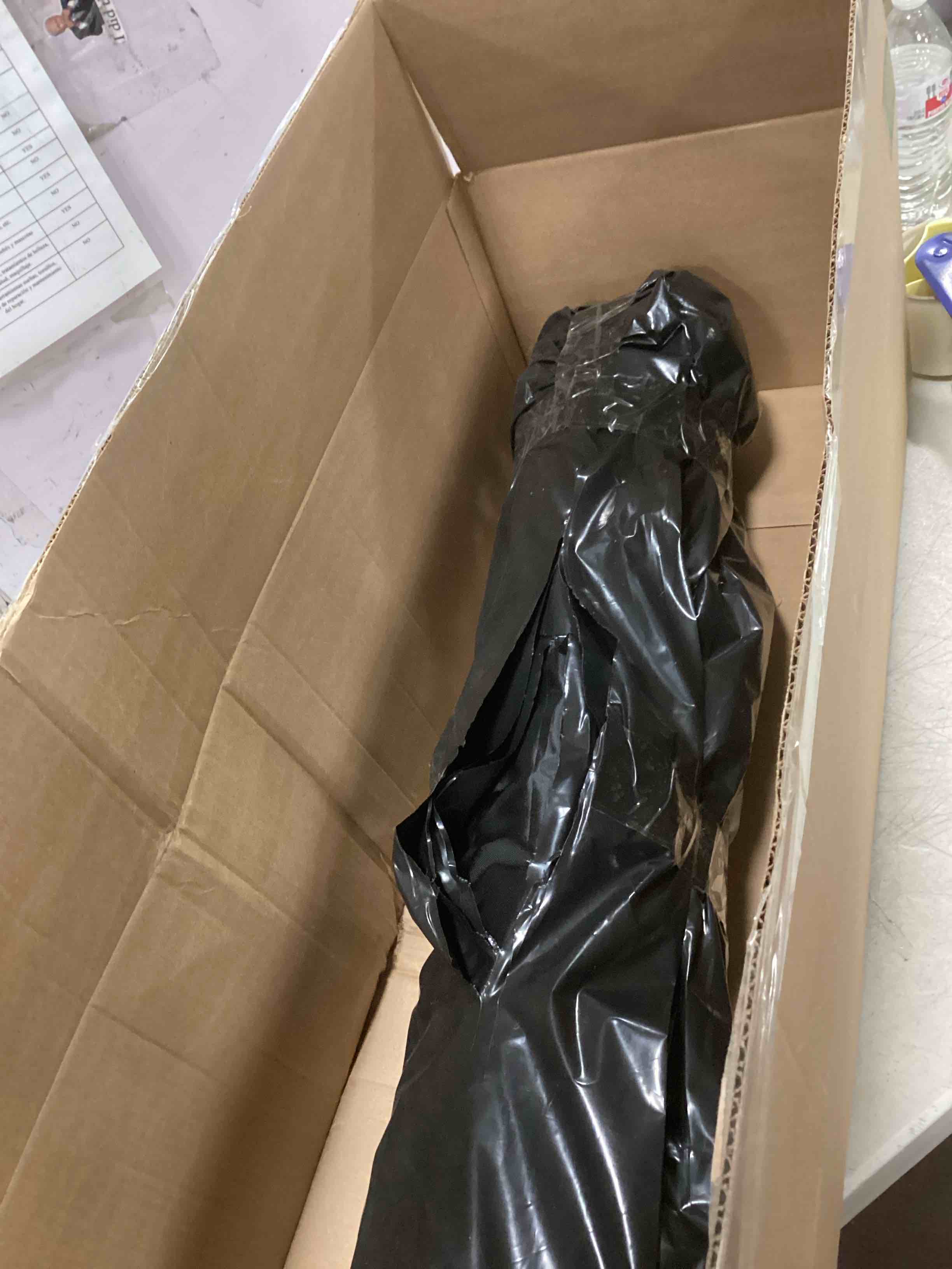https://s3.amazonaws.com/lotting-images-prod/bidfta/PPE2300665_1745239328195.jpeg