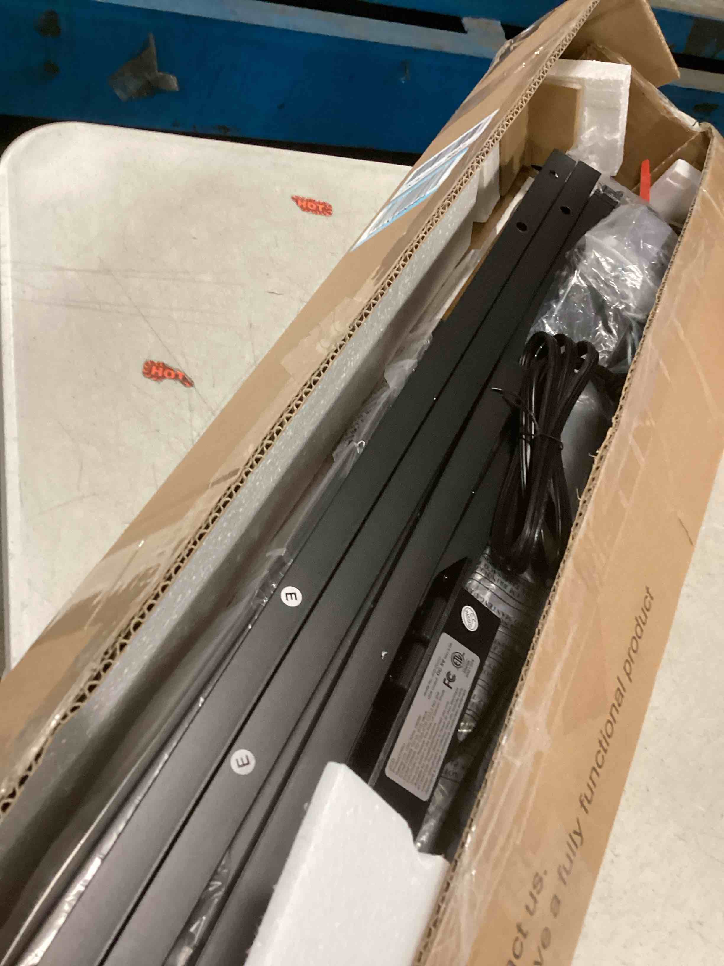 https://s3.amazonaws.com/lotting-images-prod/bidfta/PPE2300758_1745249808494.jpeg