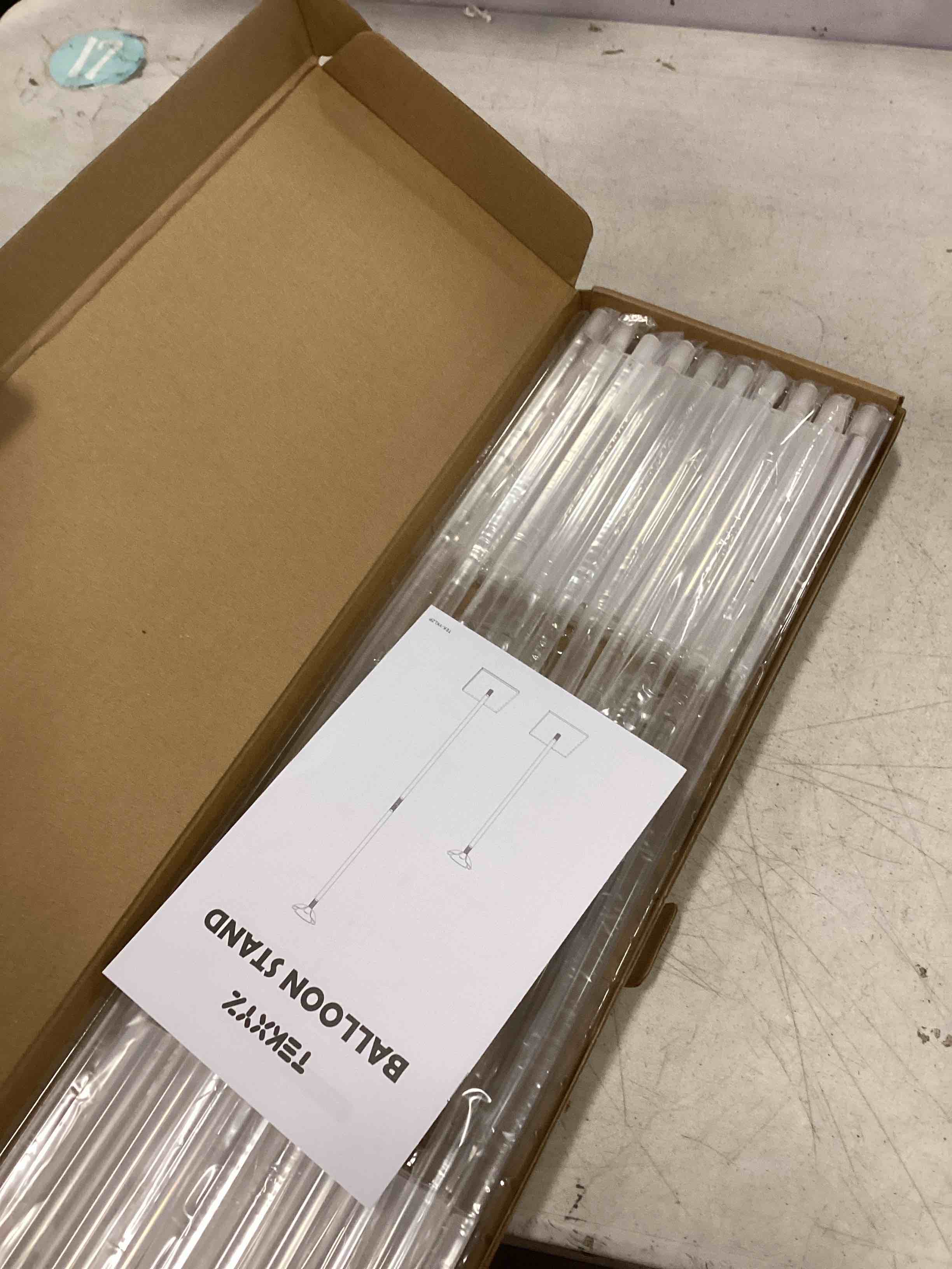 https://s3.amazonaws.com/lotting-images-prod/bidfta/PPE2300762_1745250051368.jpeg