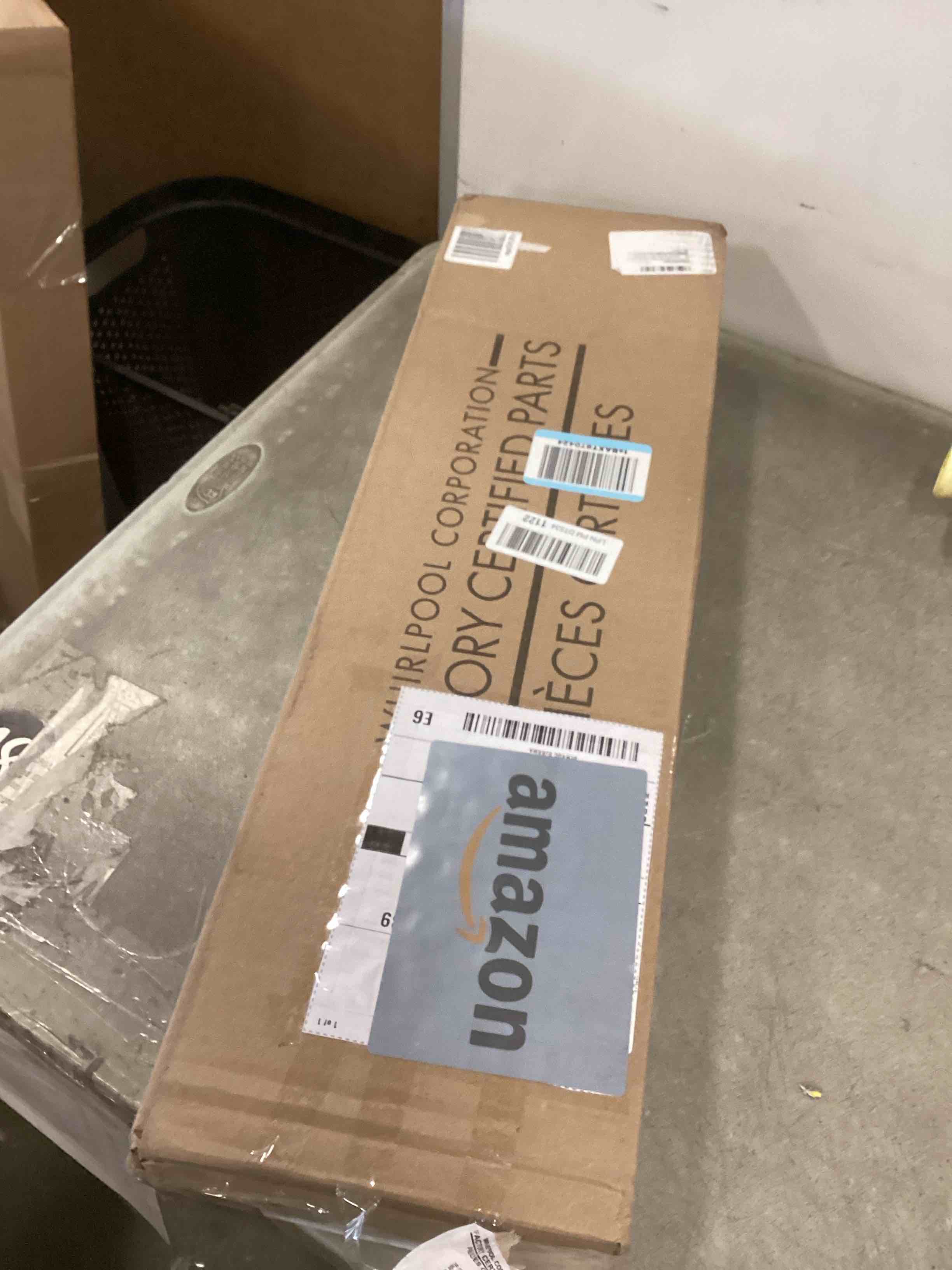 https://s3.amazonaws.com/lotting-images-prod/bidfta/PPE2300908_1745325885843.jpeg