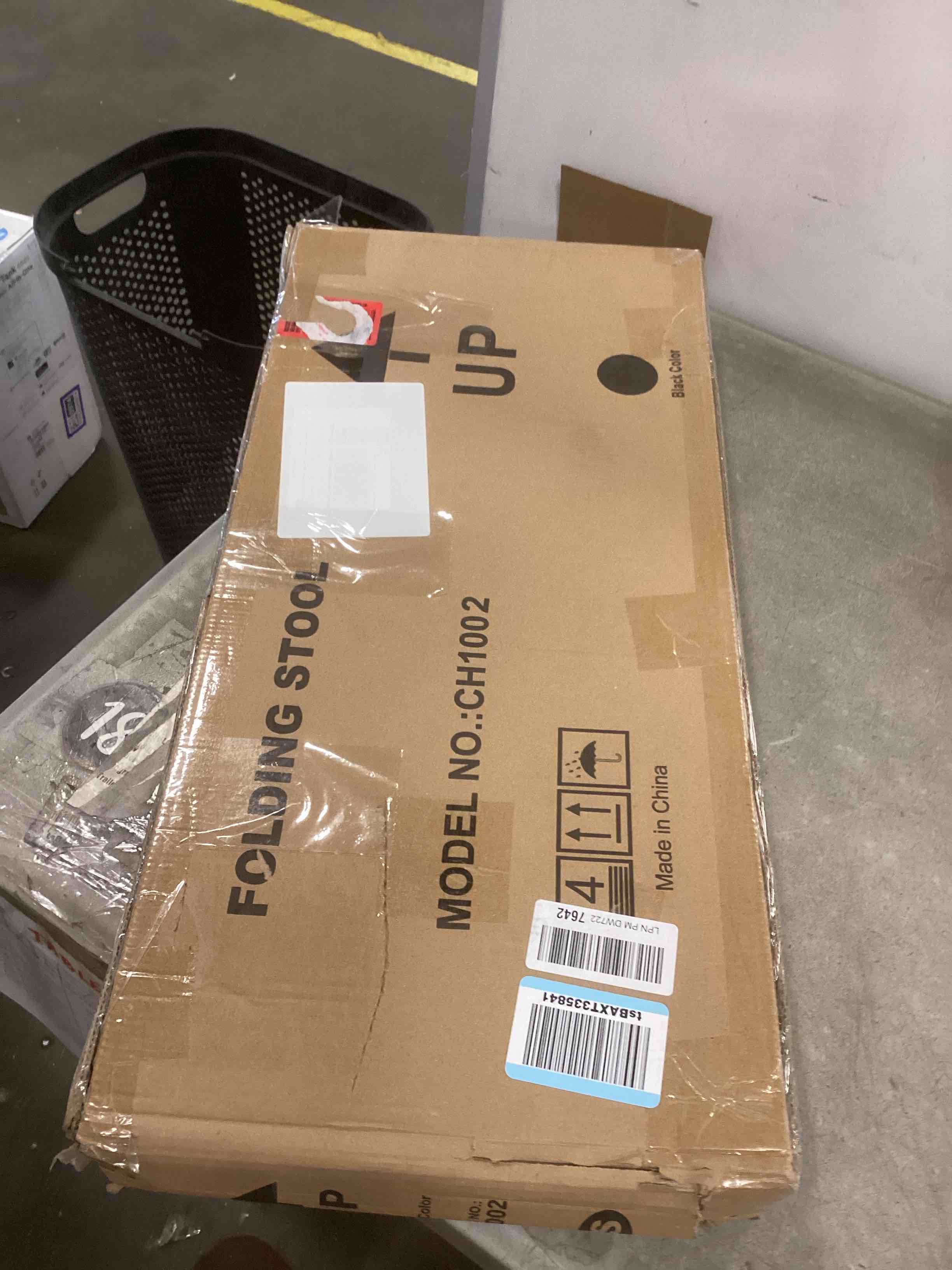 https://s3.amazonaws.com/lotting-images-prod/bidfta/PPE2300984_1745335602754.jpeg
