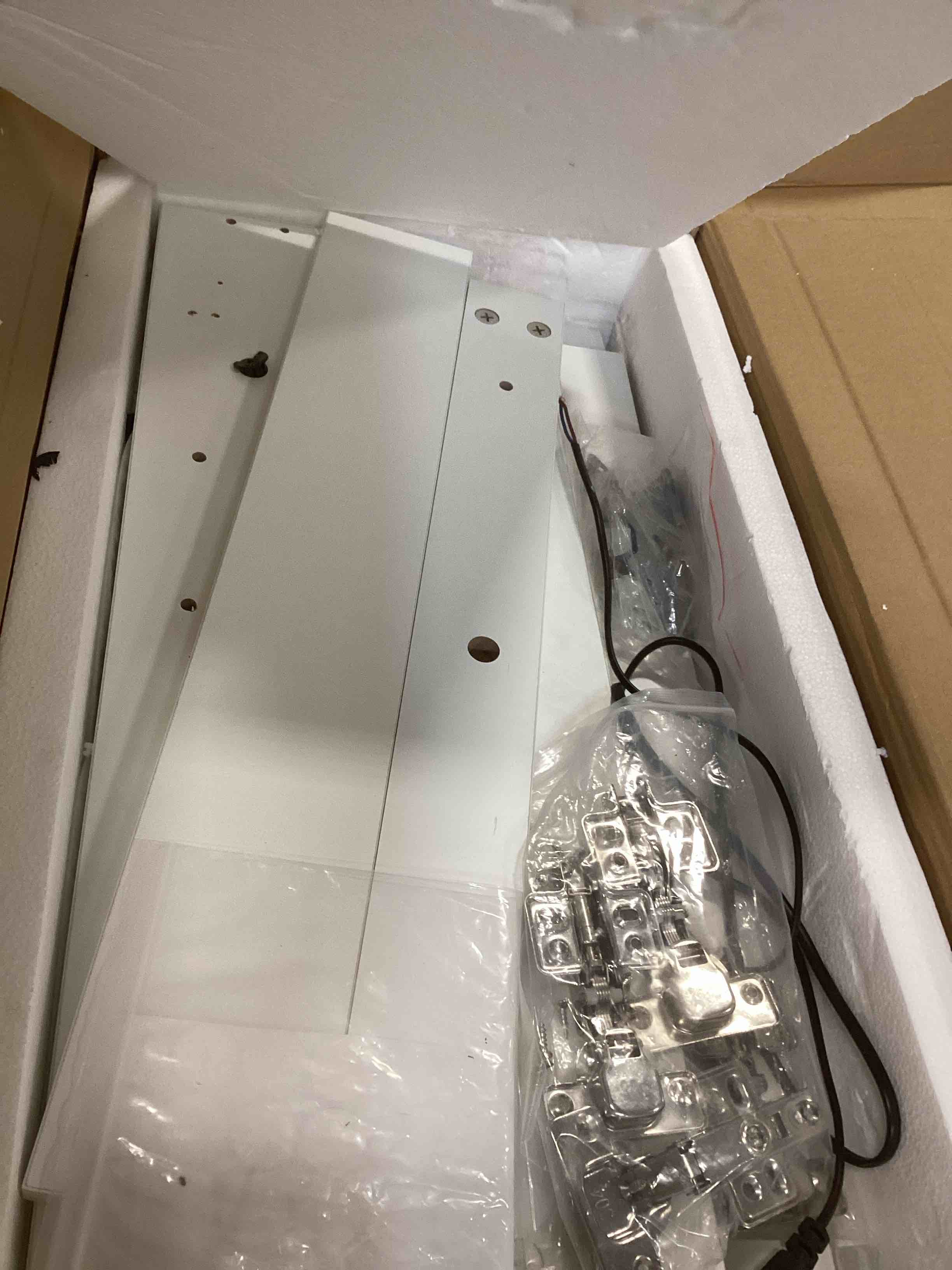 https://s3.amazonaws.com/lotting-images-prod/bidfta/PPE2301032_1745343155903.jpeg