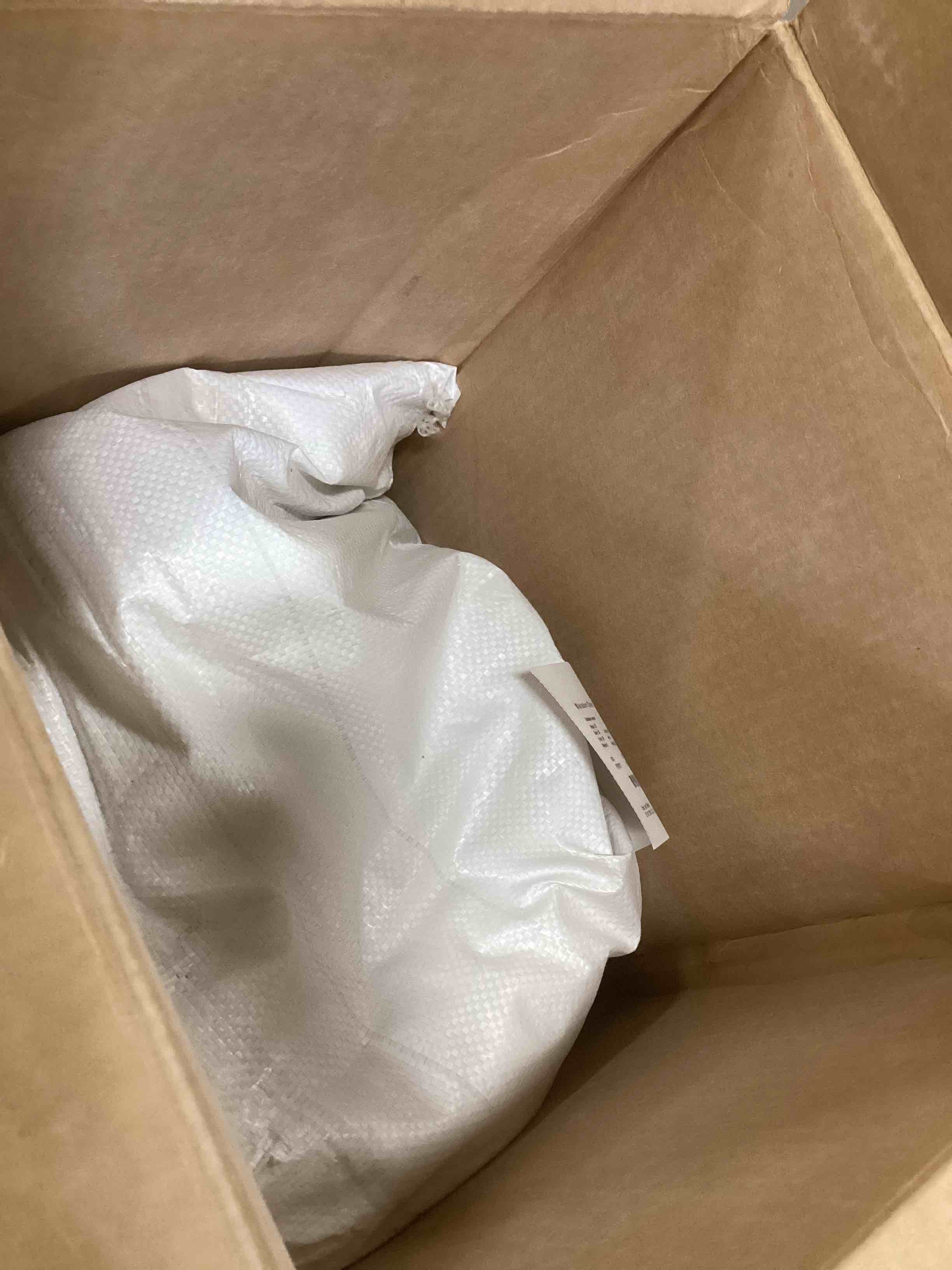 https://s3.amazonaws.com/lotting-images-prod/bidfta/PPE2301034_1745343558278.jpeg