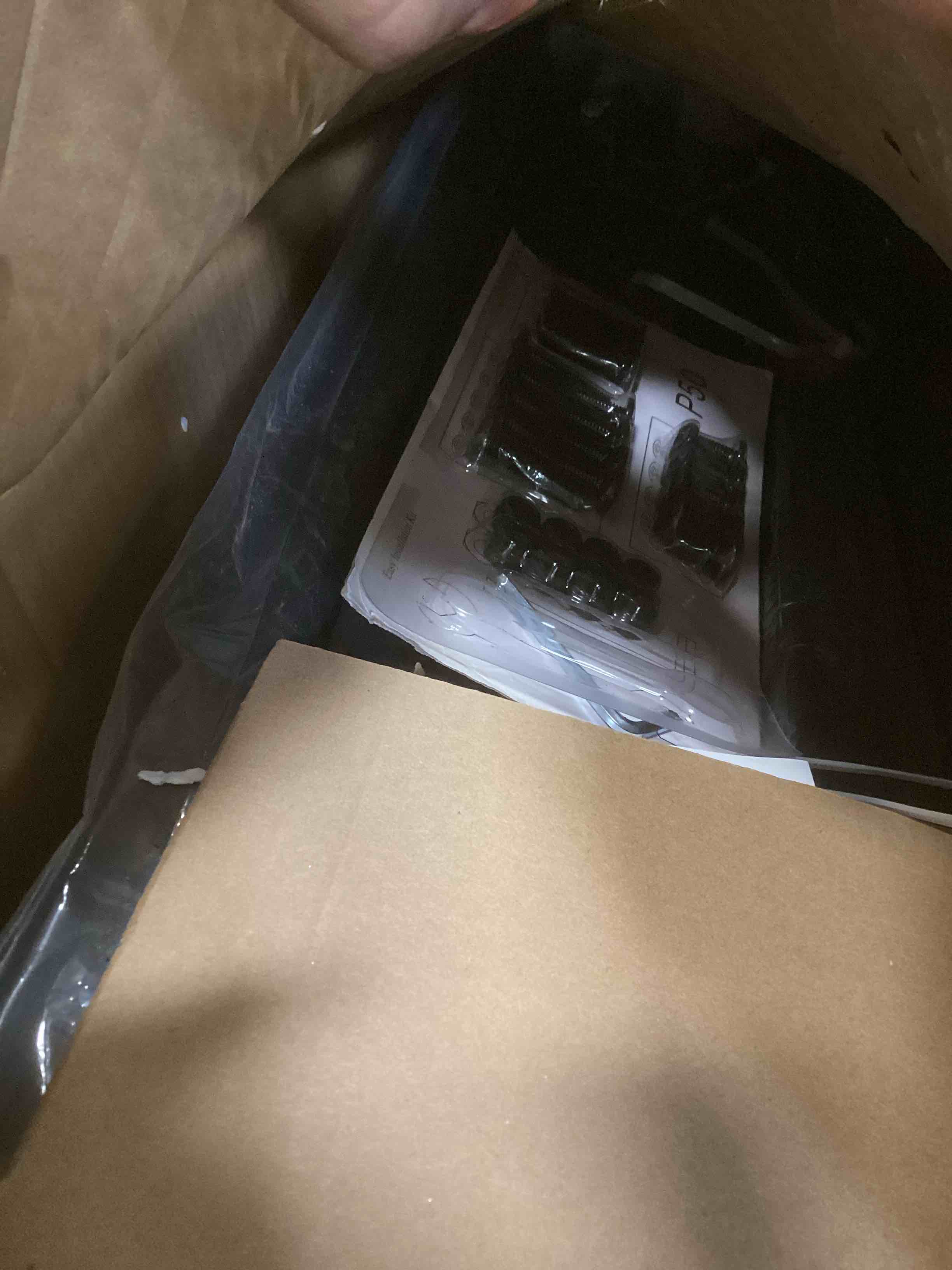 https://s3.amazonaws.com/lotting-images-prod/bidfta/PPE2301071_1745347855641.jpeg