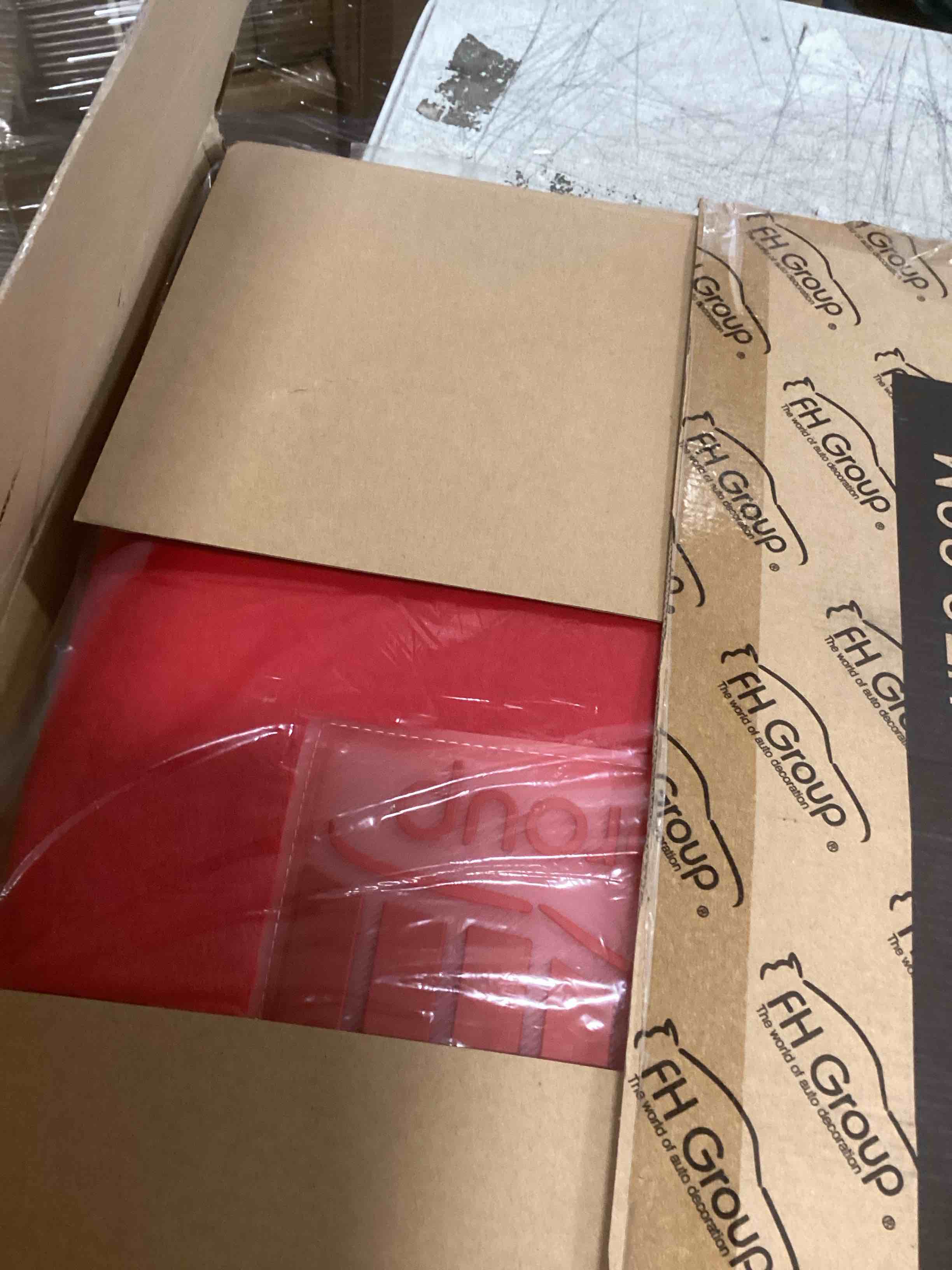 https://s3.amazonaws.com/lotting-images-prod/bidfta/PPE2301108_1745410290329.jpeg