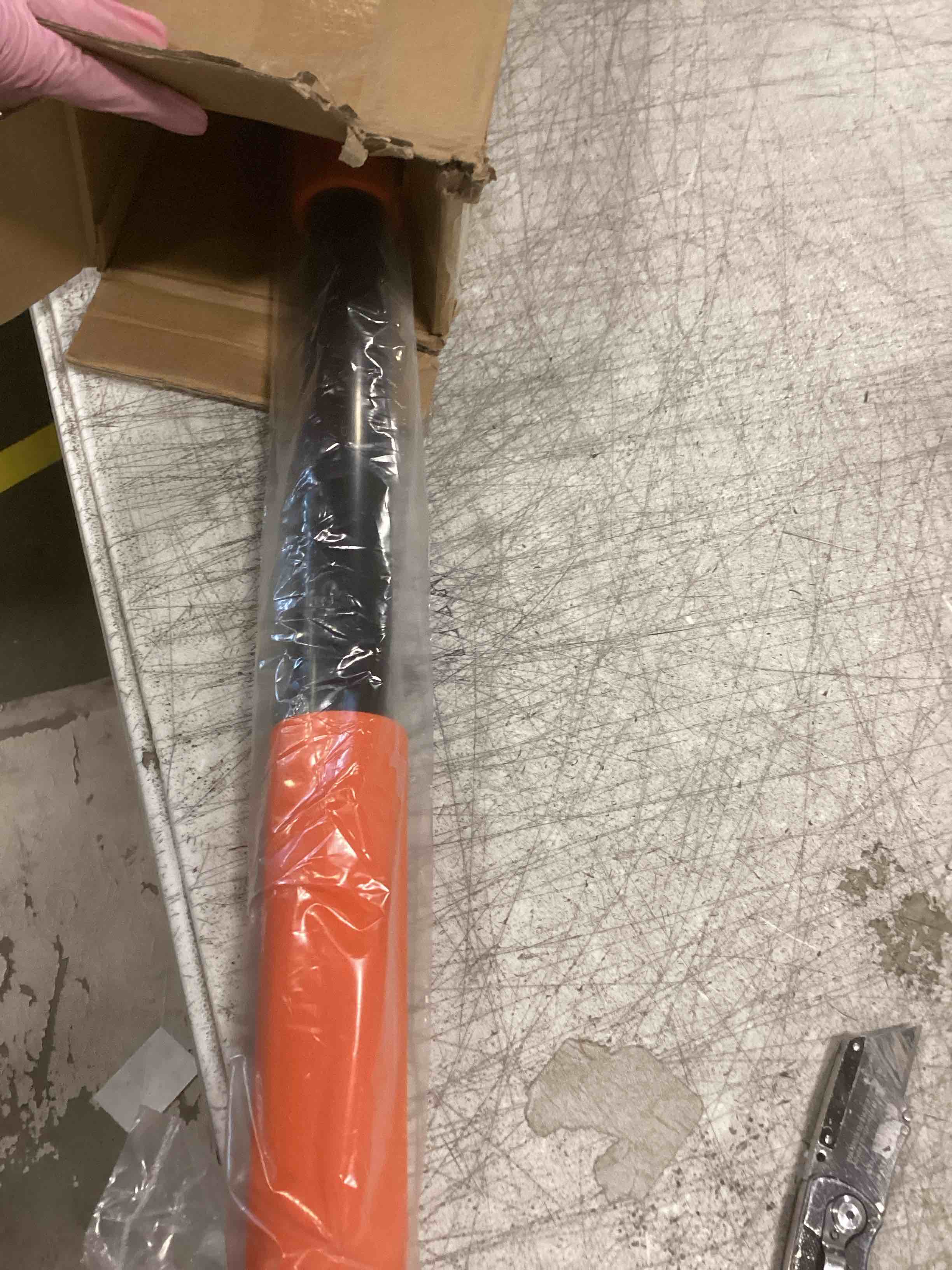 https://s3.amazonaws.com/lotting-images-prod/bidfta/PPE2301159_1745416240087.jpeg