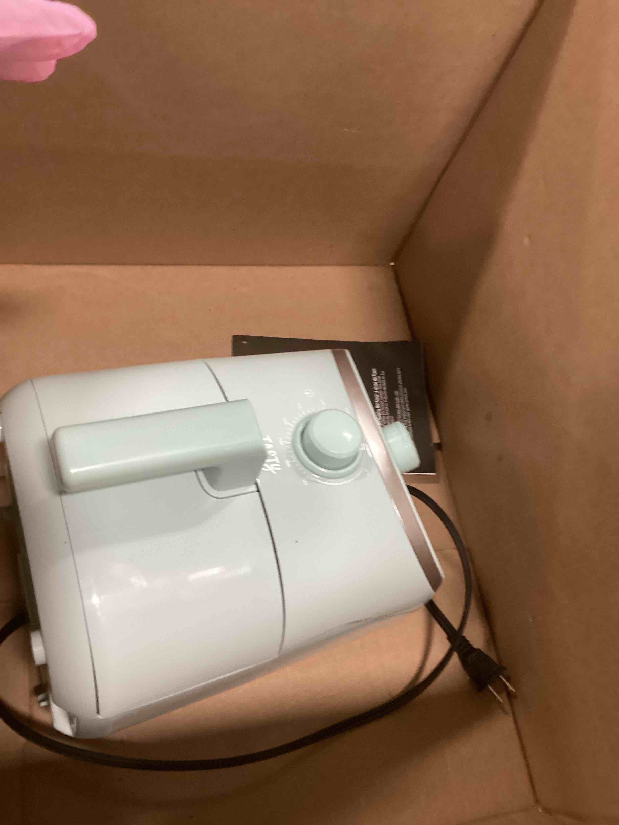https://s3.amazonaws.com/lotting-images-prod/bidfta/PPE2301181_1745419859057.jpeg