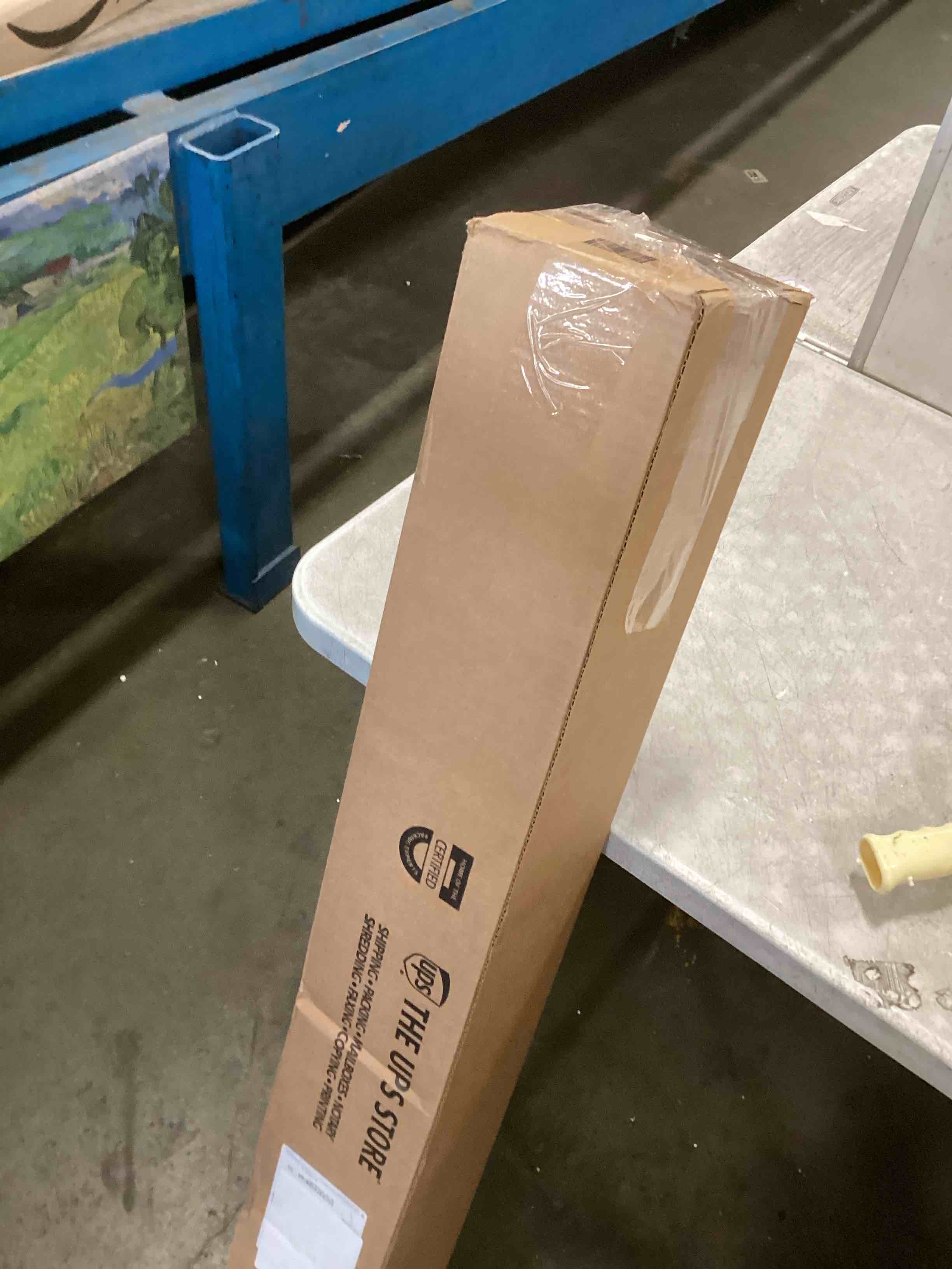 https://s3.amazonaws.com/lotting-images-prod/bidfta/PPE2301342_1745500735652.jpeg